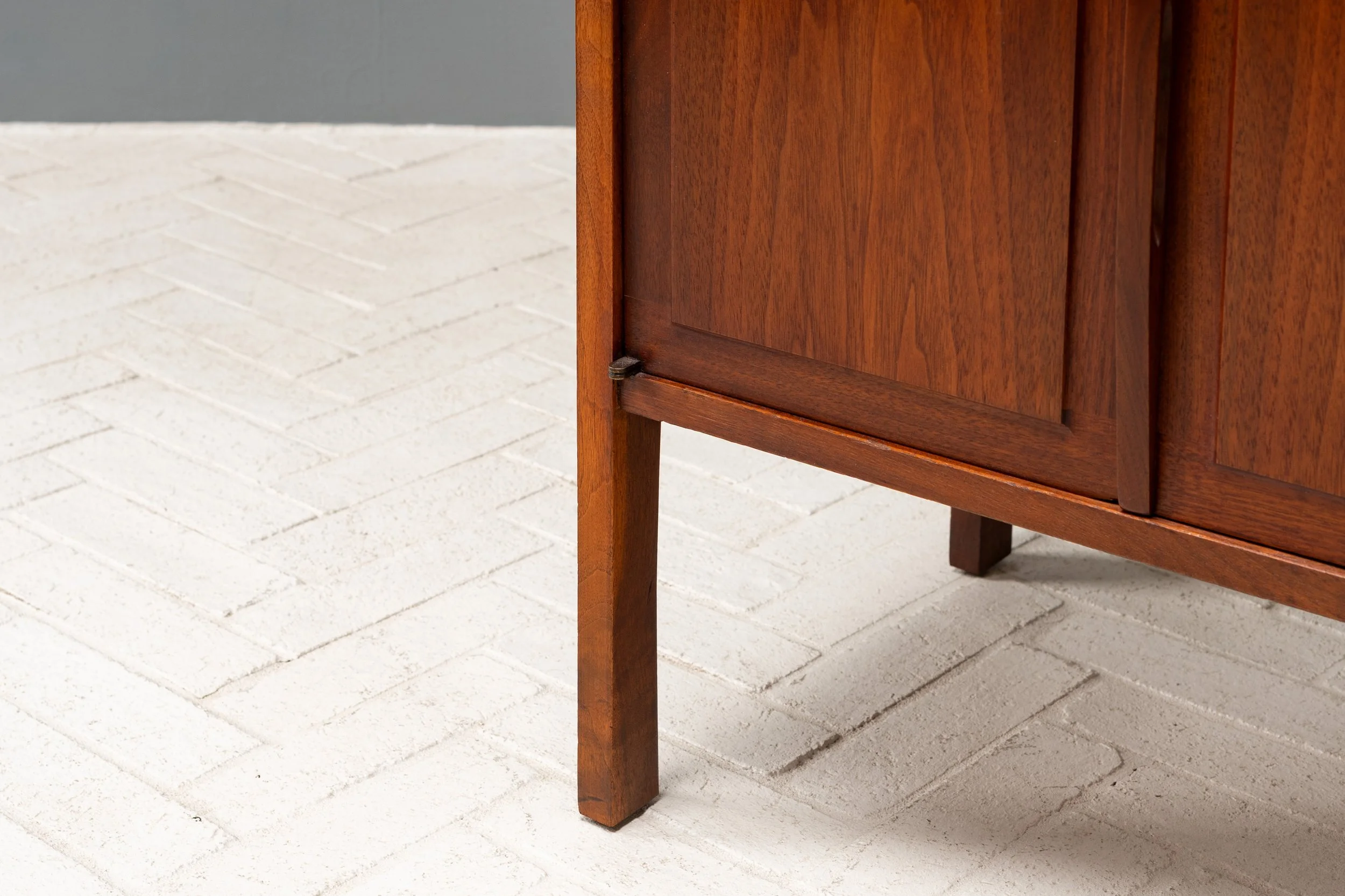 pair-of-jack-cartwright-walnut-slate-nightstands-resideinc-7.jpg