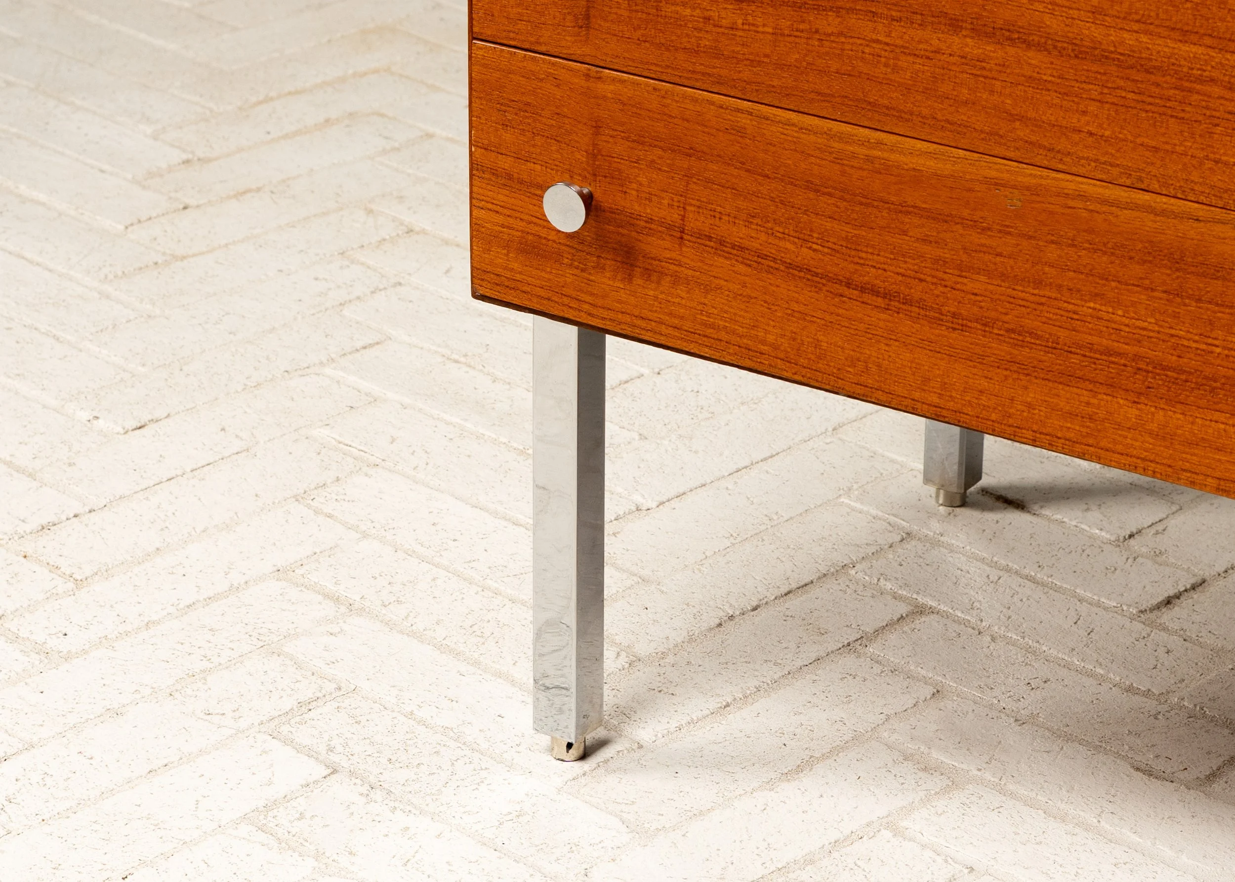 pair-poul-norreklit-teak-chests-resideinc-12.jpg