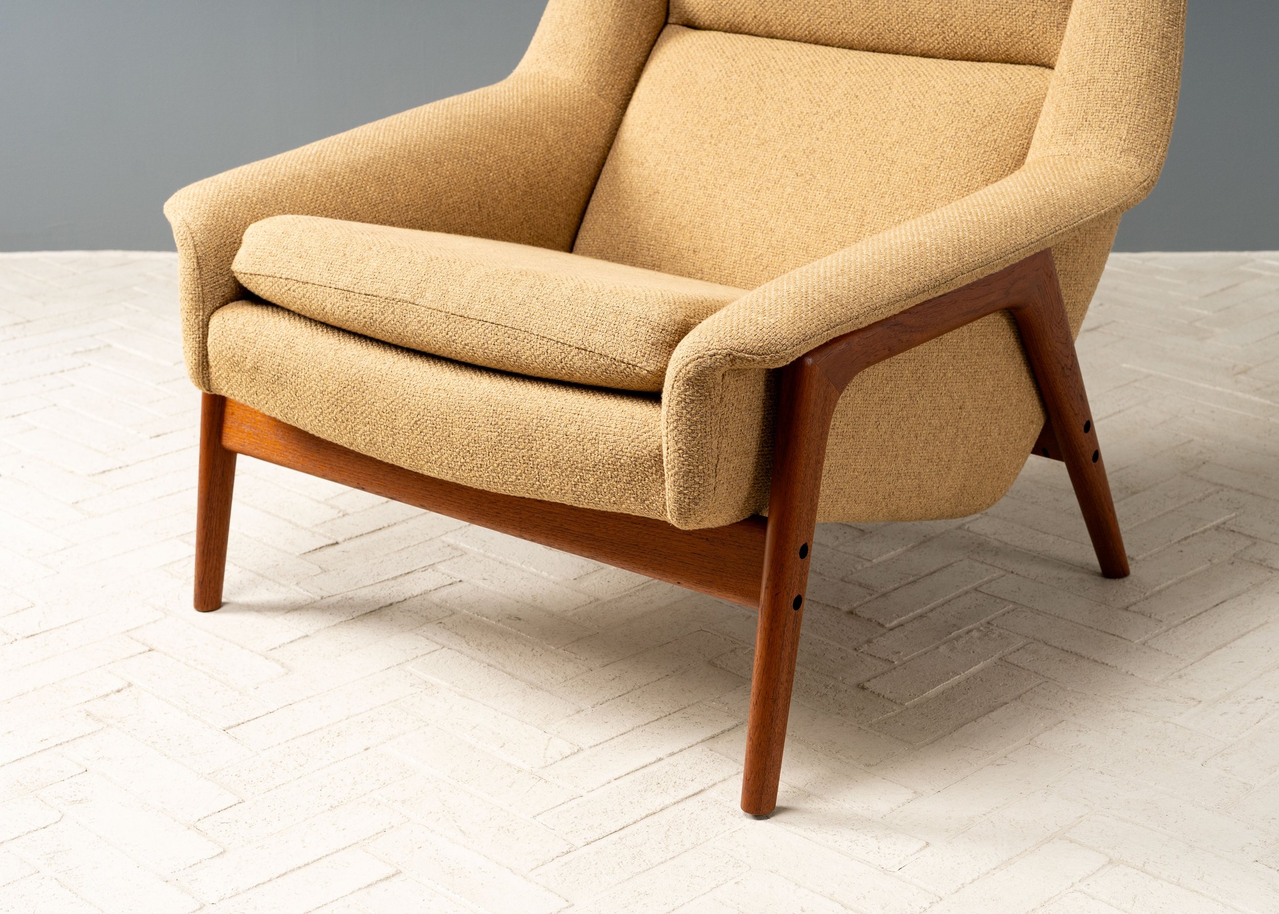folke-ohlsson-dux-lounge-chair-ottoman-resideinc-14.jpg