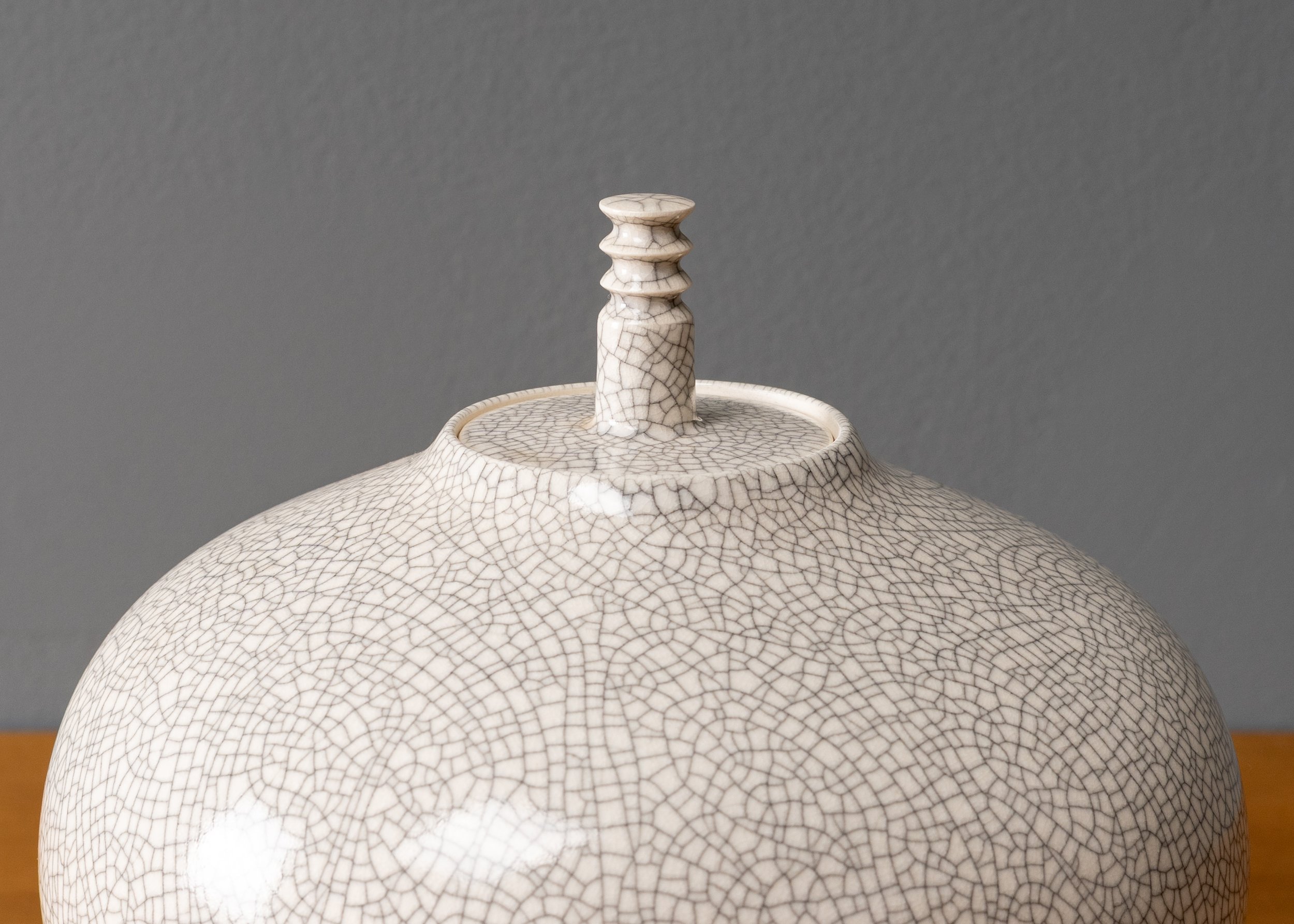 hideaki-miyamura-porcelain-vessel-reside-inc-5.jpg