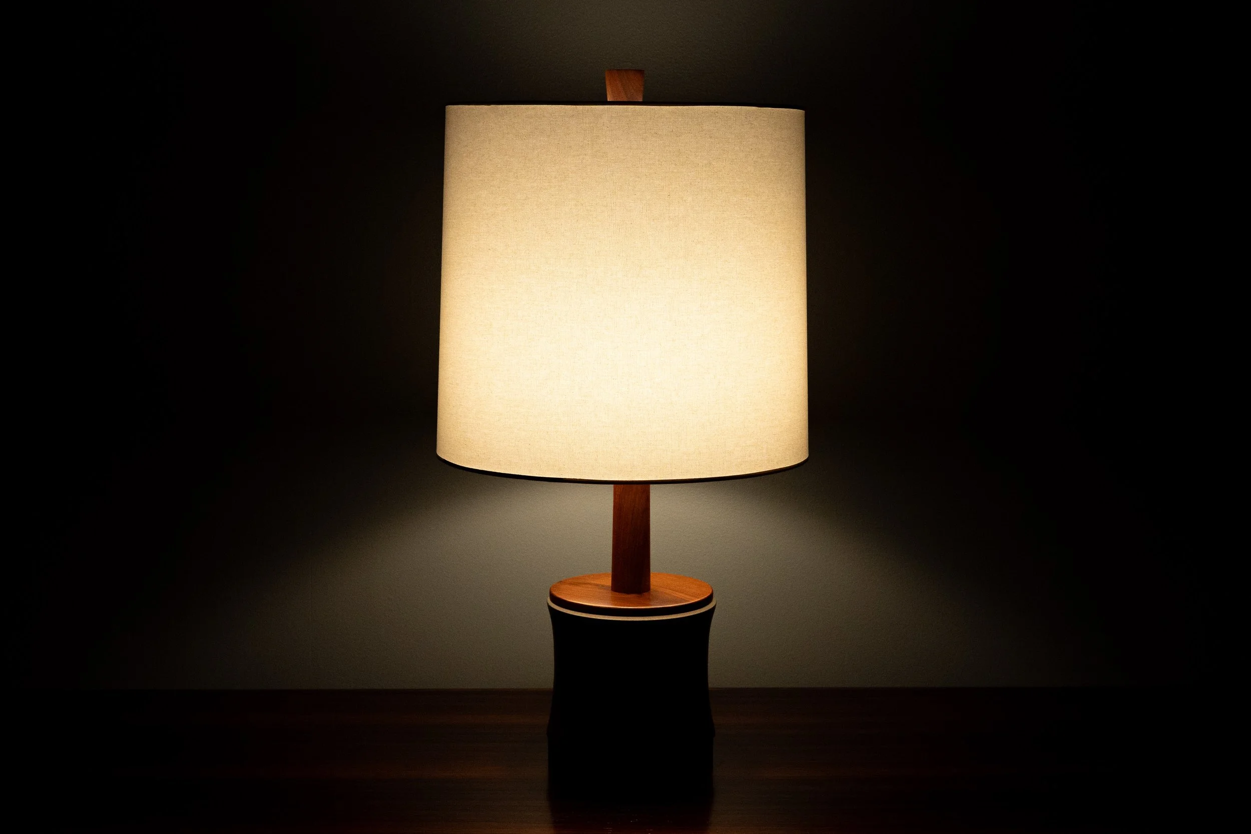 martz-ceramic-table-lamp-resideinc-9.jpg