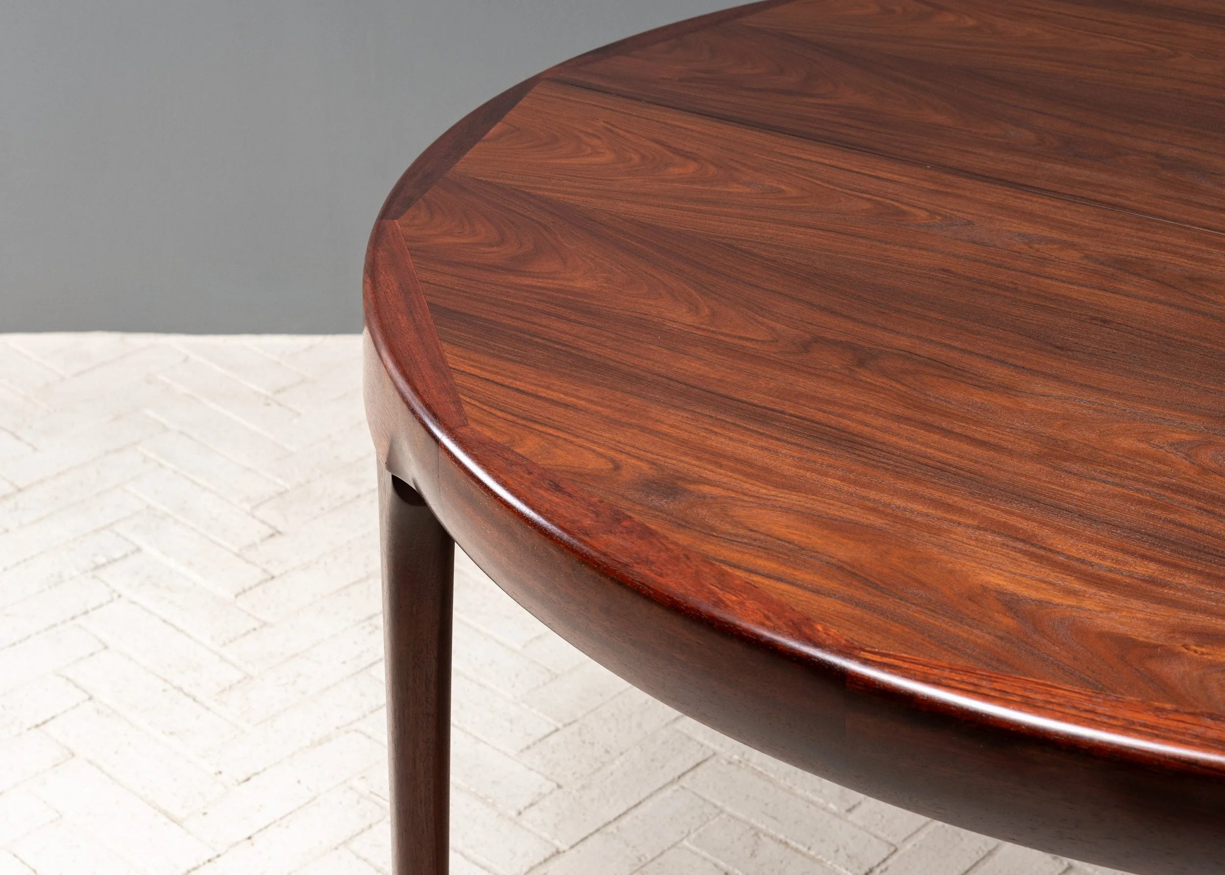 kofod-larsen-rosewood-dining-table-resideinc-3.jpg