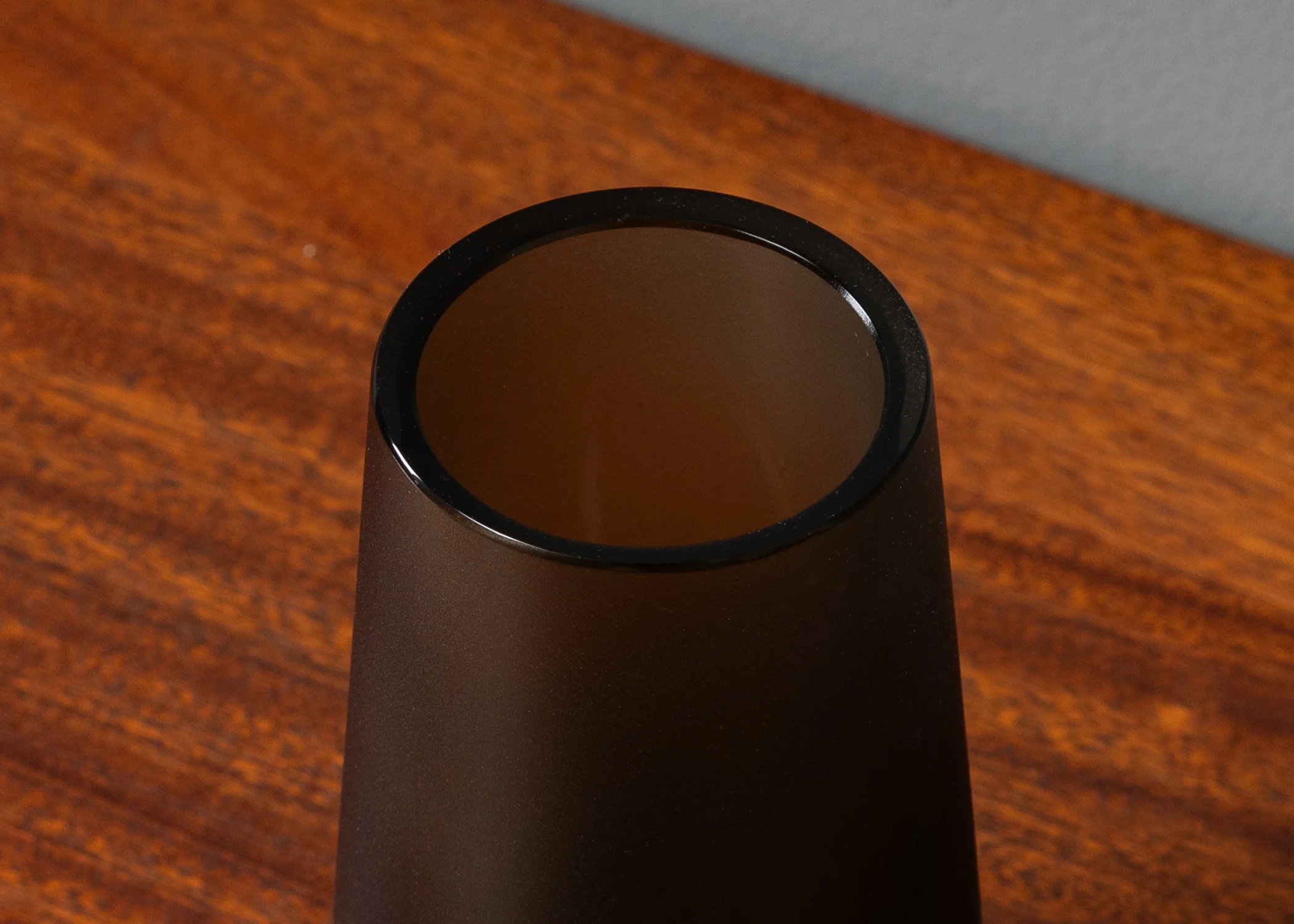 finnish-glass-vase-reside-inc-2.jpg