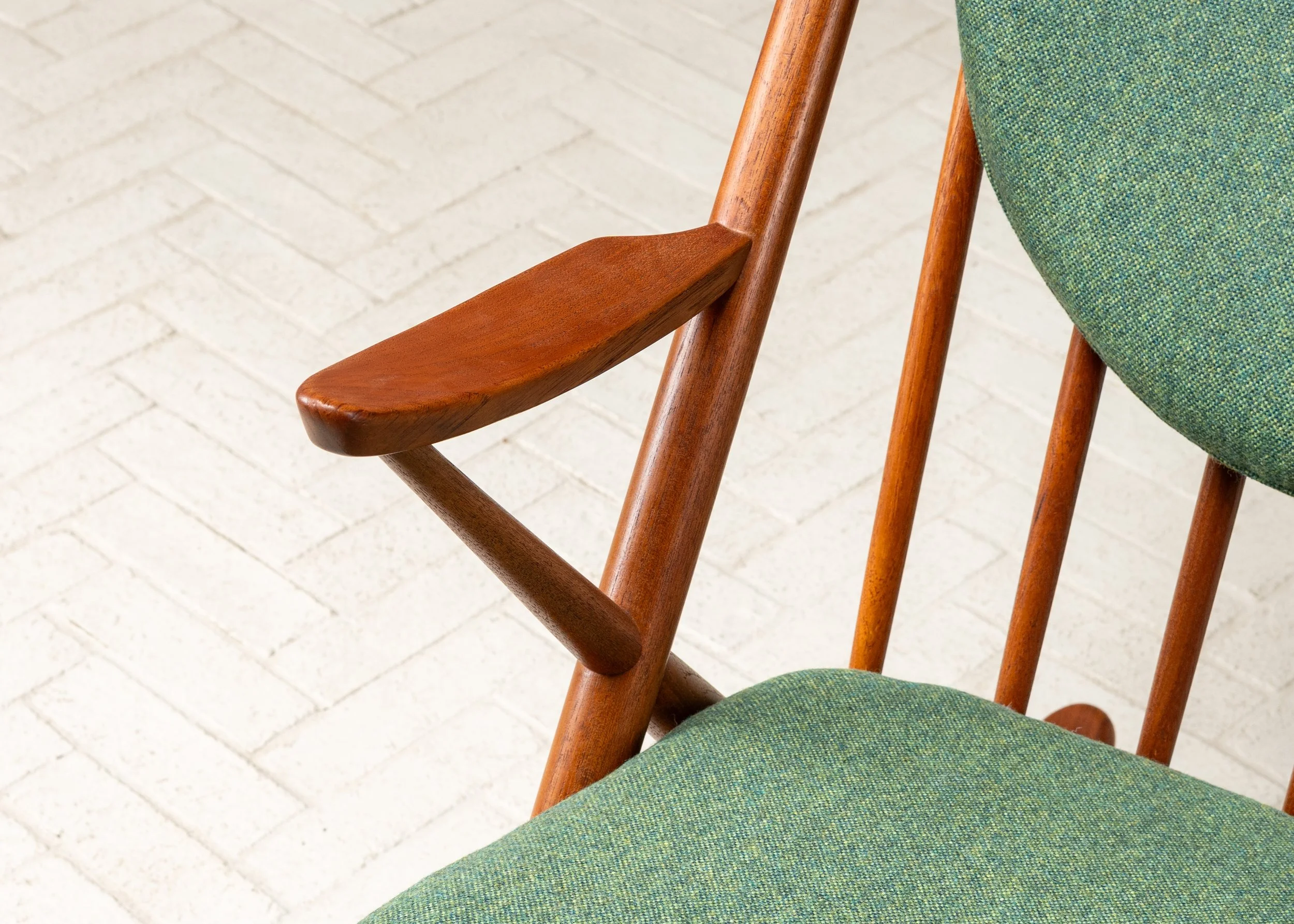 frank-reenskaug-rocking-chair-resideinc-8.jpg