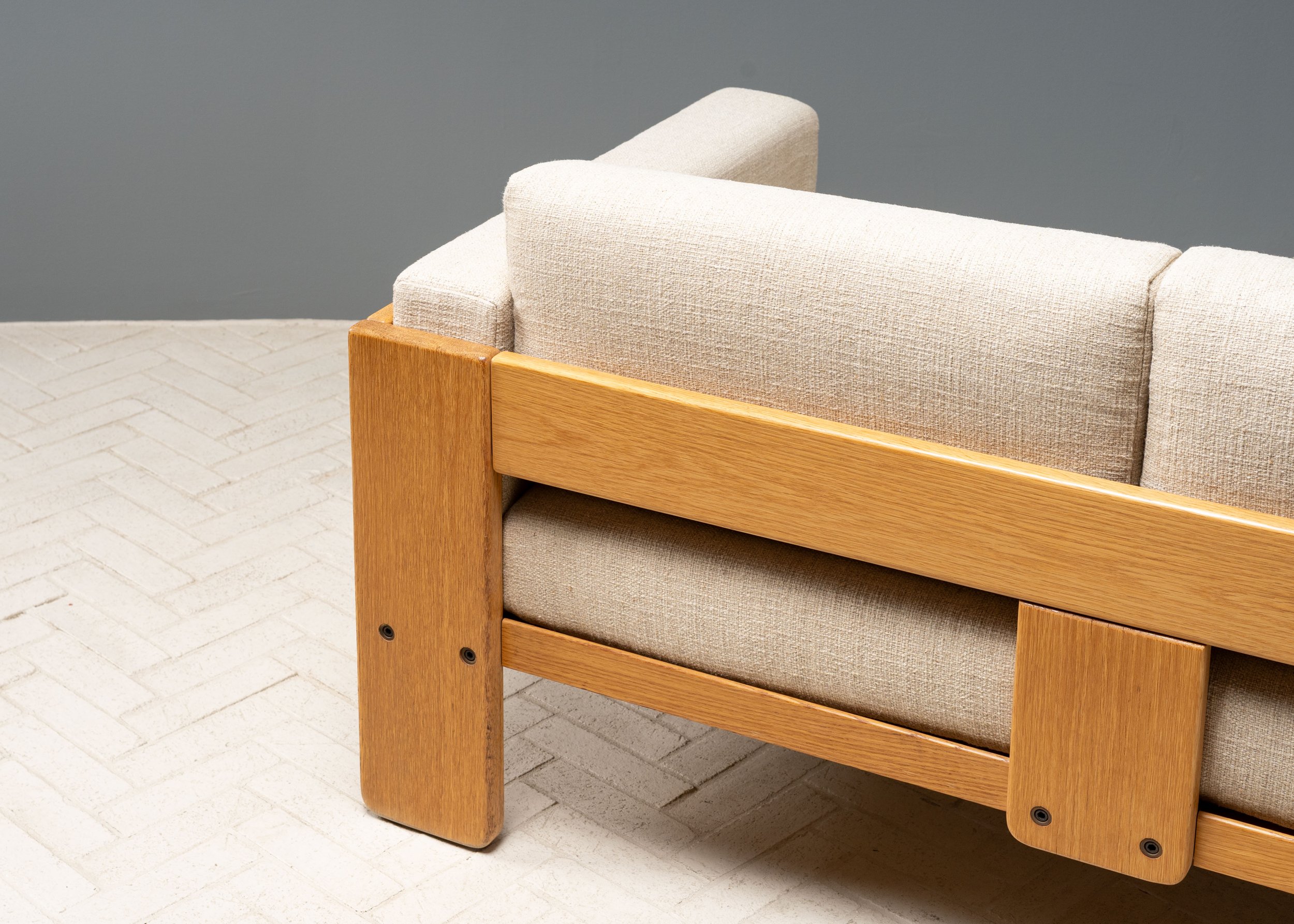scarpa-bastiano-loveseat-reside-inc-12.jpg