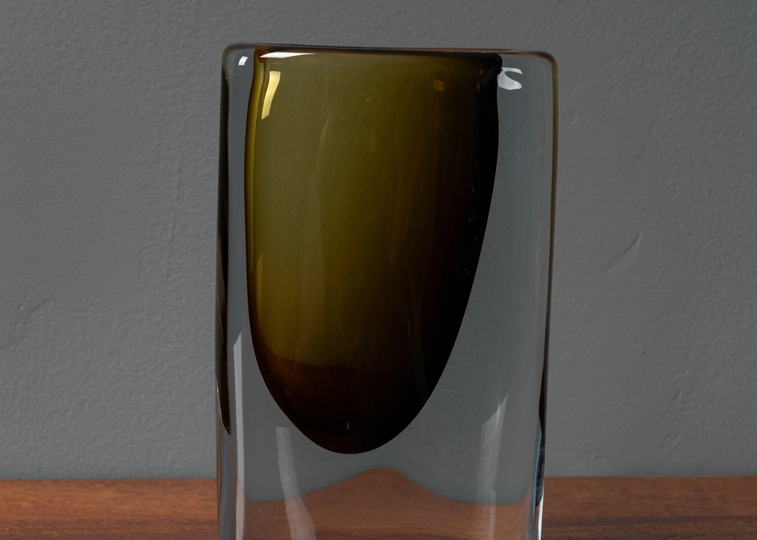pair-swedish-glass-vases-reside-inc-8.jpg