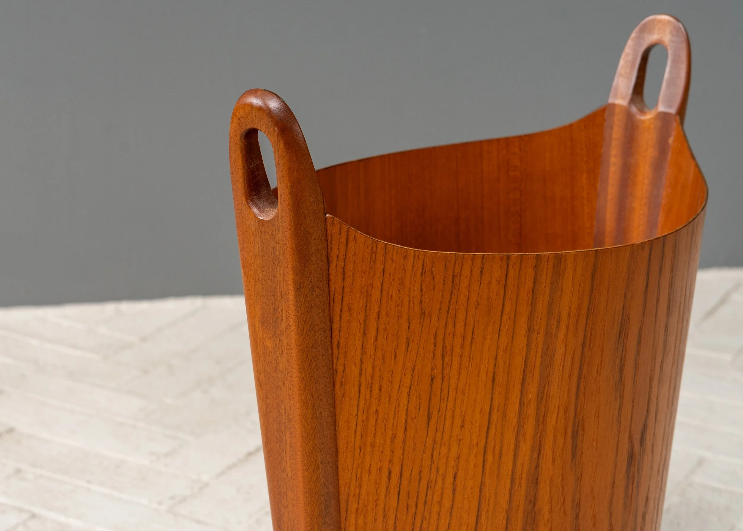 einar-barnes-ps-heggen-teak-wastepaper-basket-resideinc-9.jpg