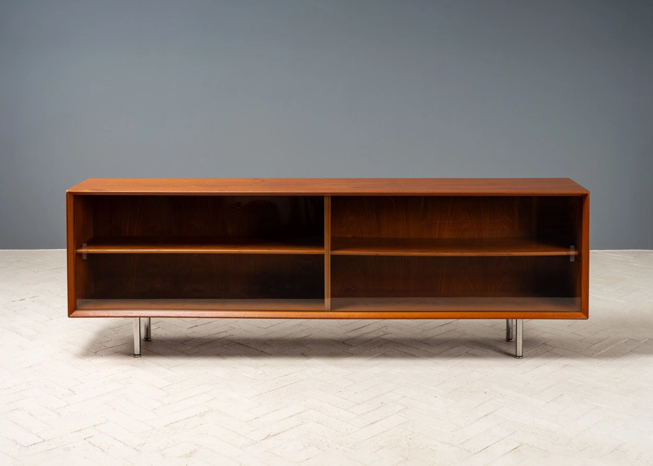 berhard-pedersen-teak-console-resideinc-1.jpg