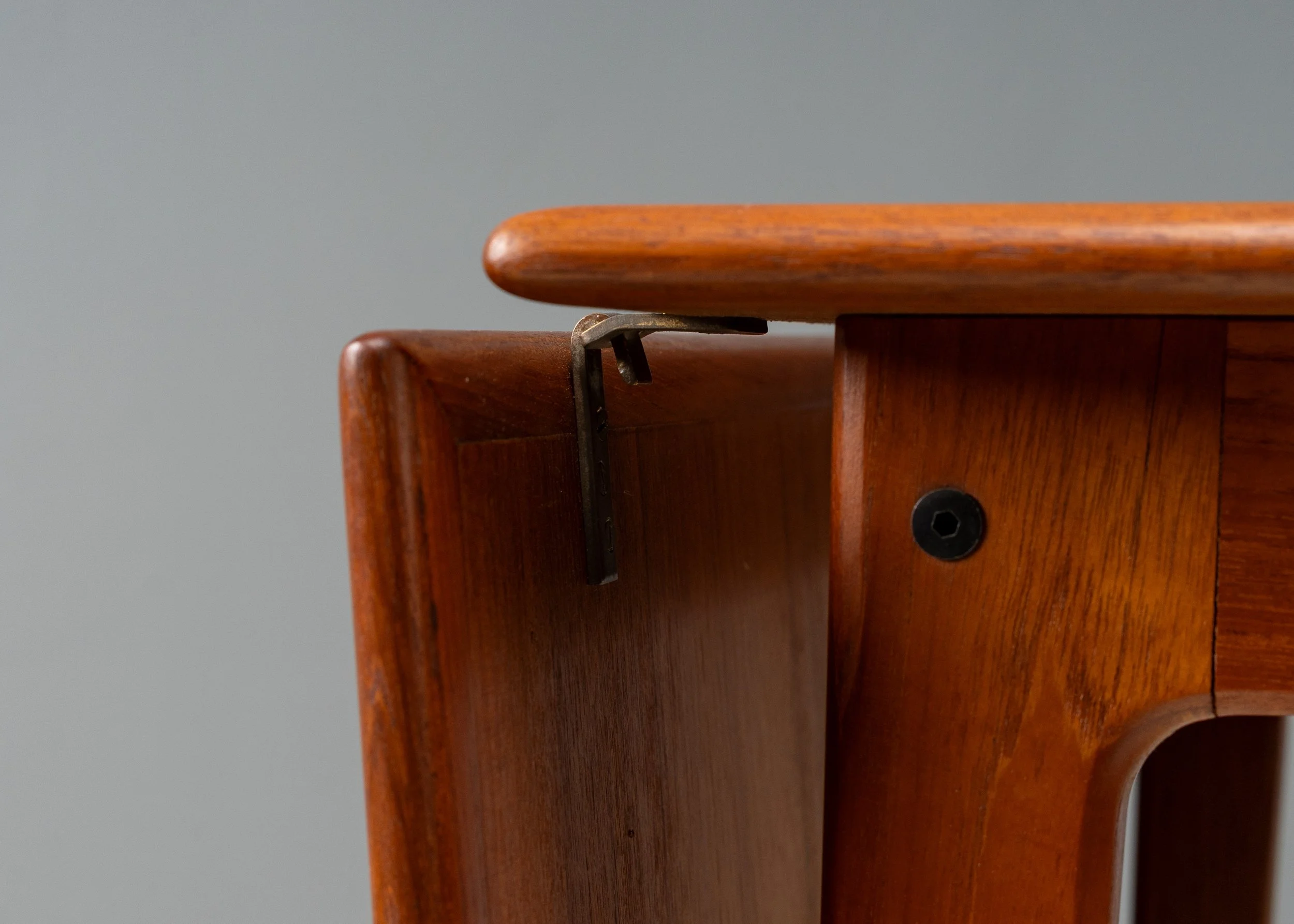 aksel-boll-jensen-expandable-teak-desk-resideinc-10.jpg