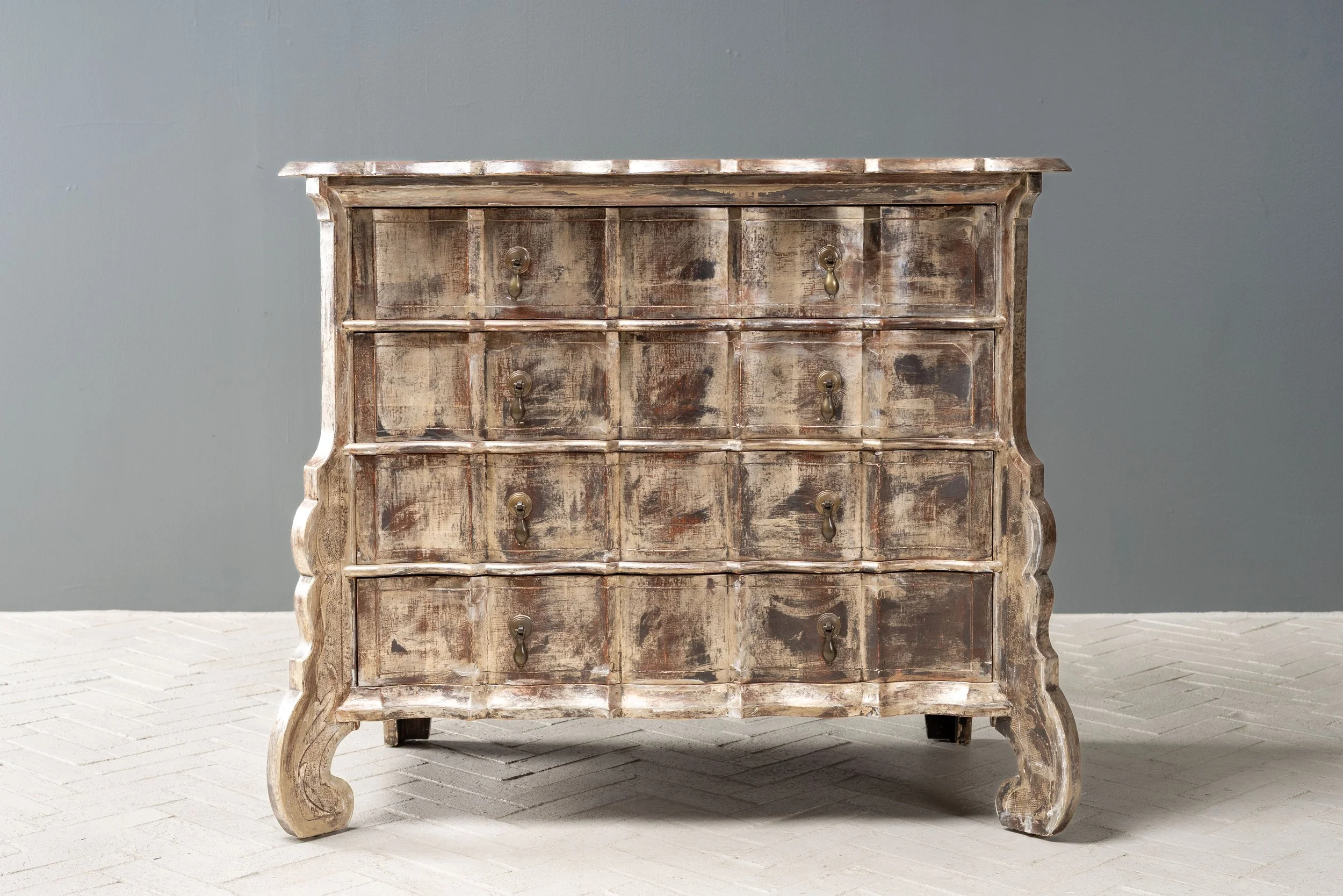 max-kuehne-silver-leaf-chest-resideinc-3.jpg