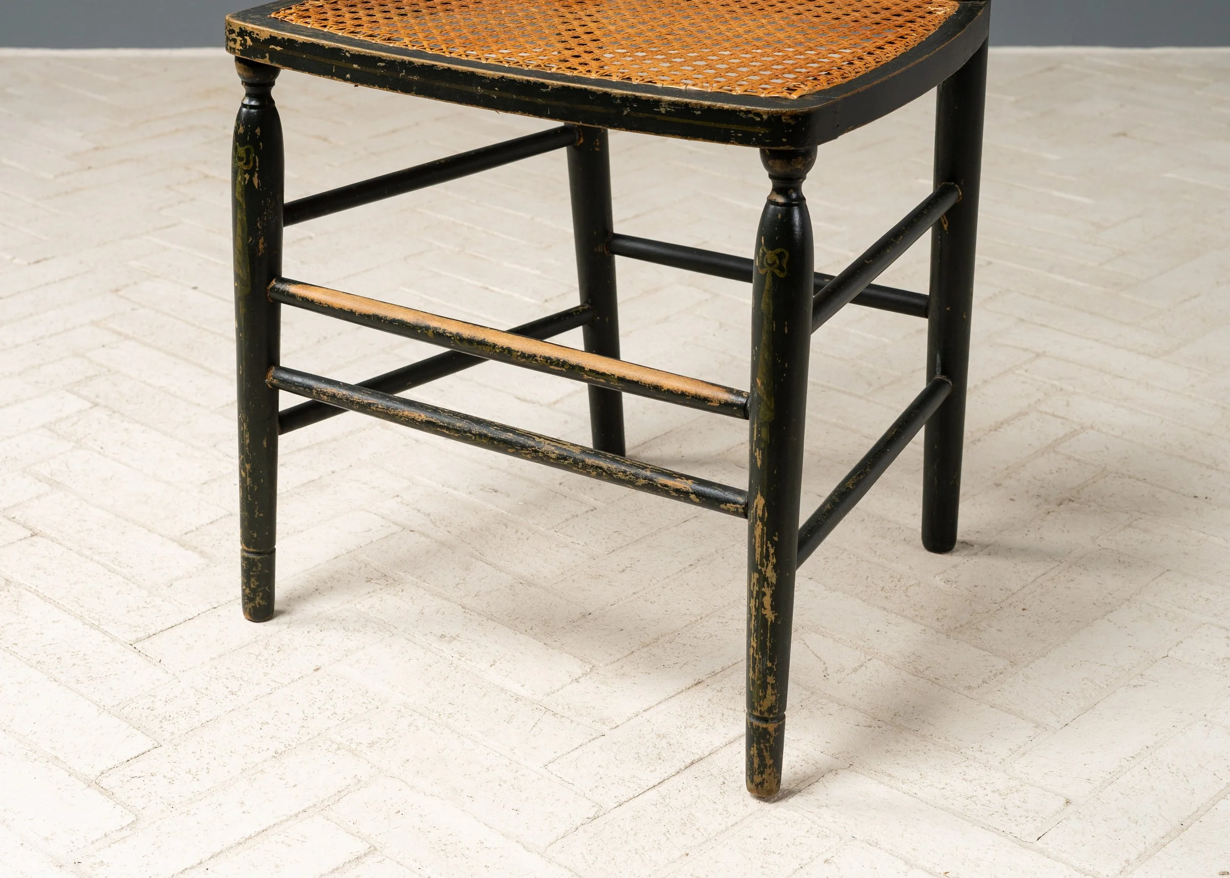 set-of-8-green-arts-crafts-dining-chairs-resideinc-29.jpg