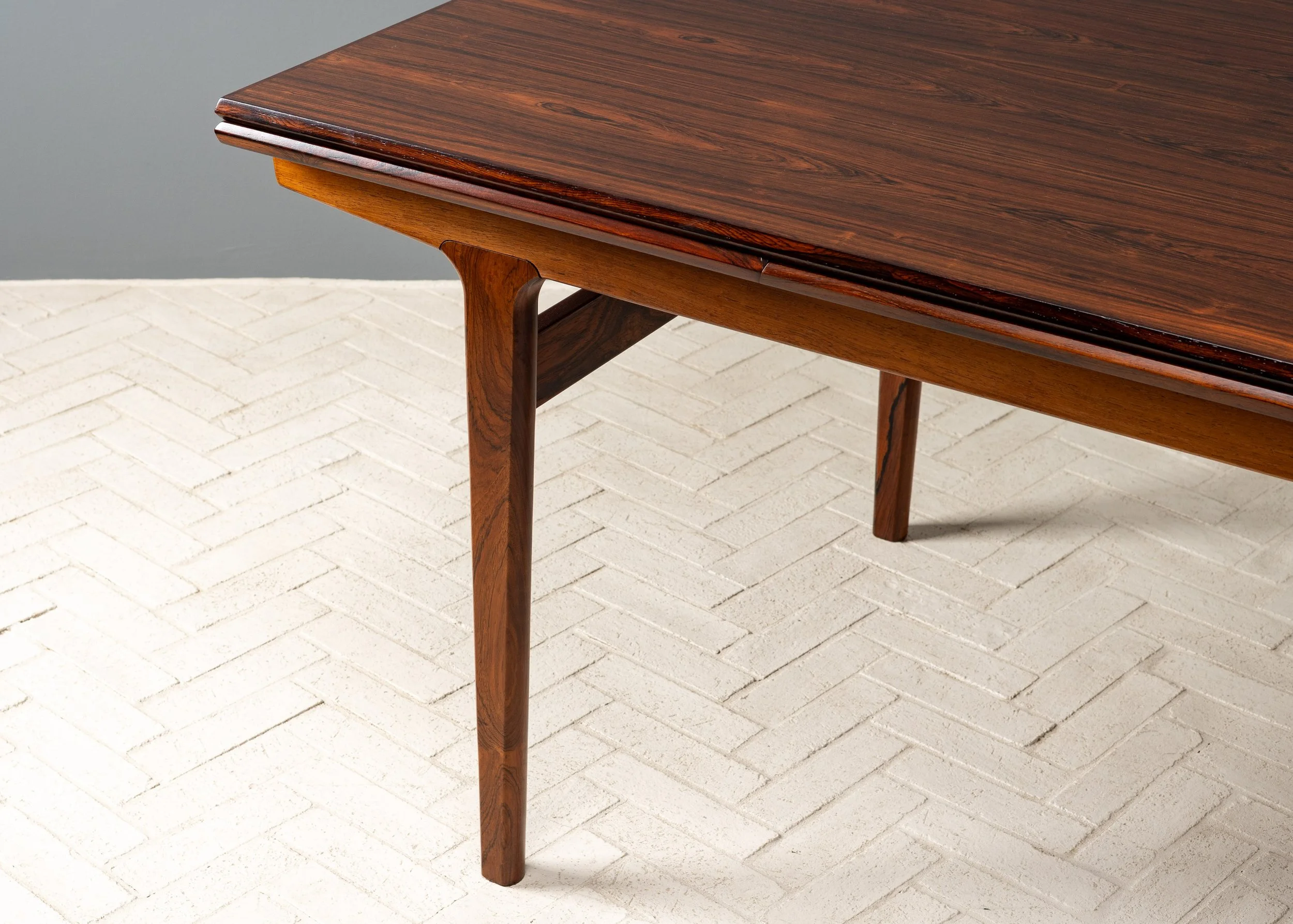 henning-kjaernulf-rosewood-dining-table-resideinc-14.jpg