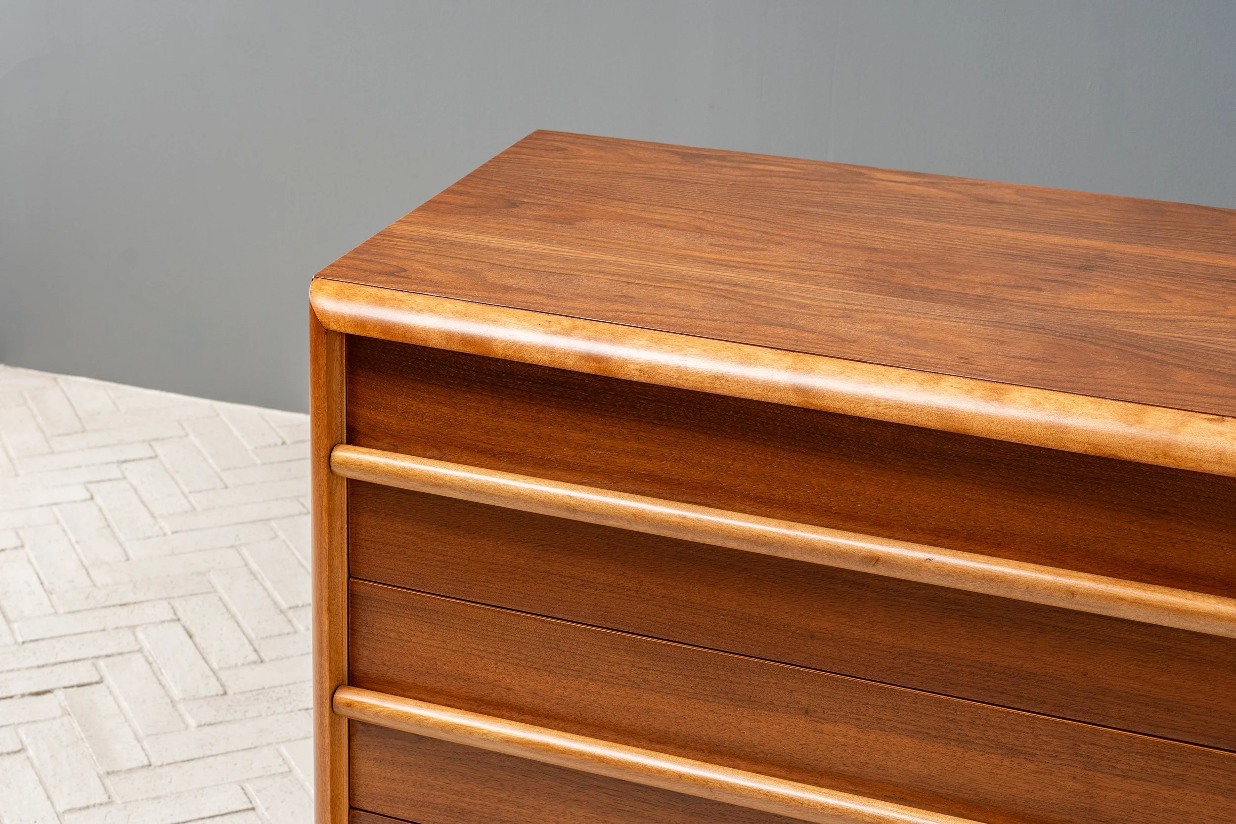 th-robsjohn-gibbings-walnut-chest-resideinc-3.jpg