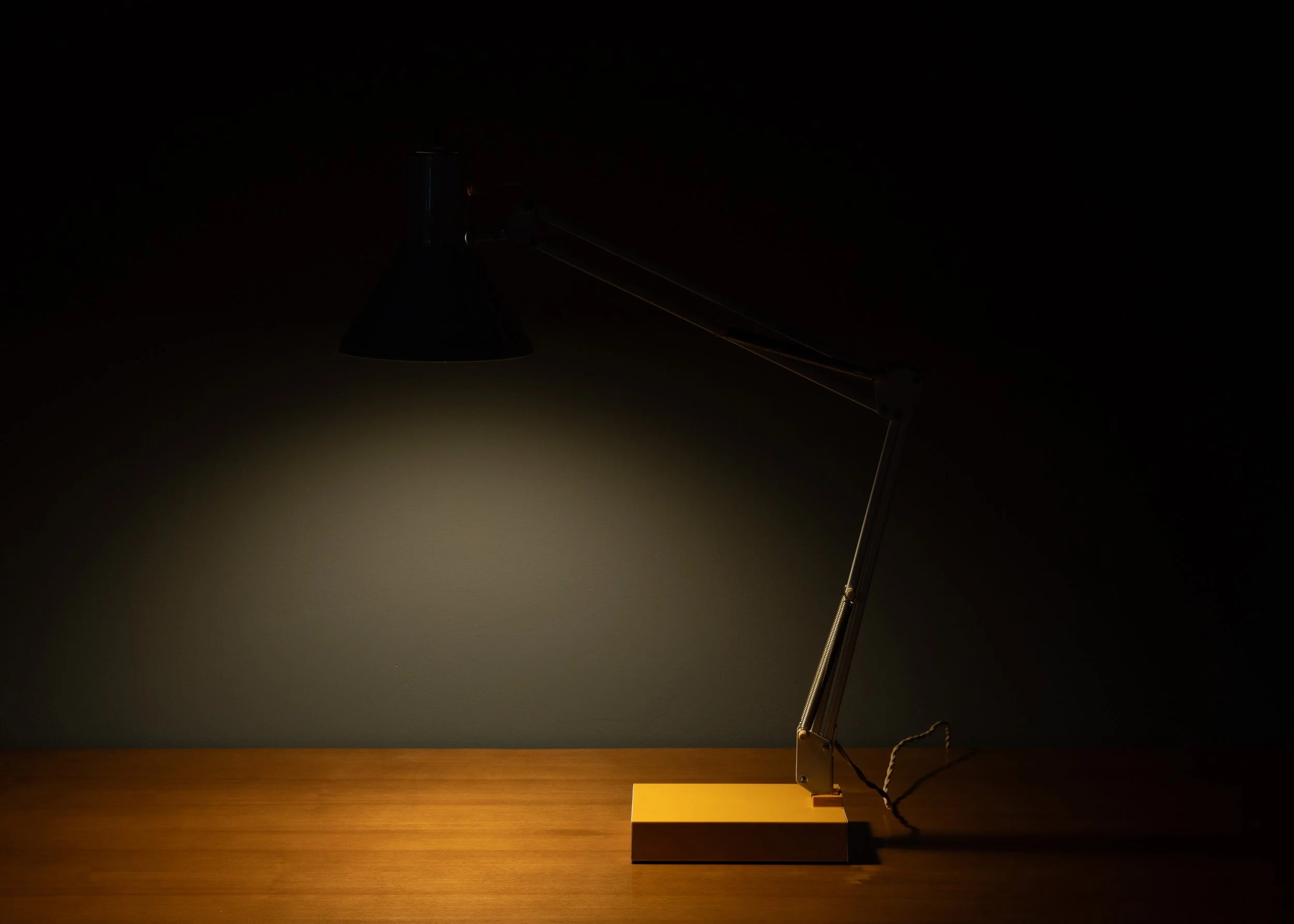 luxo-desk-lamp-reside-inc-9.jpg