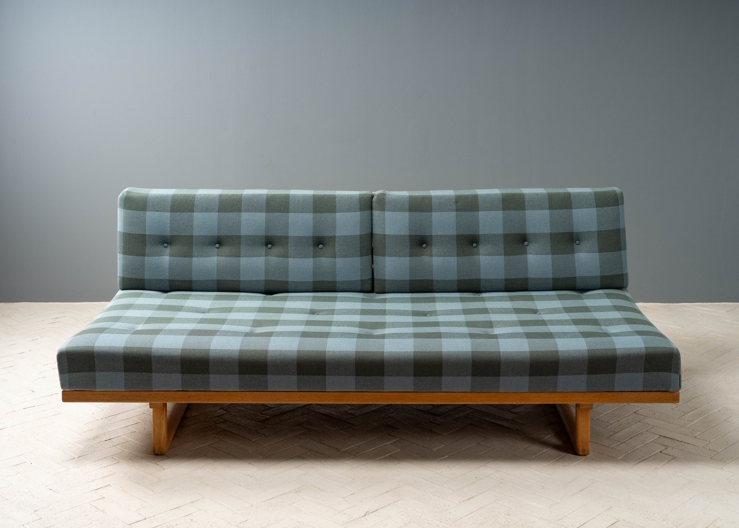 borge-mogensen-oak-daybed-resideinc-1.jpg