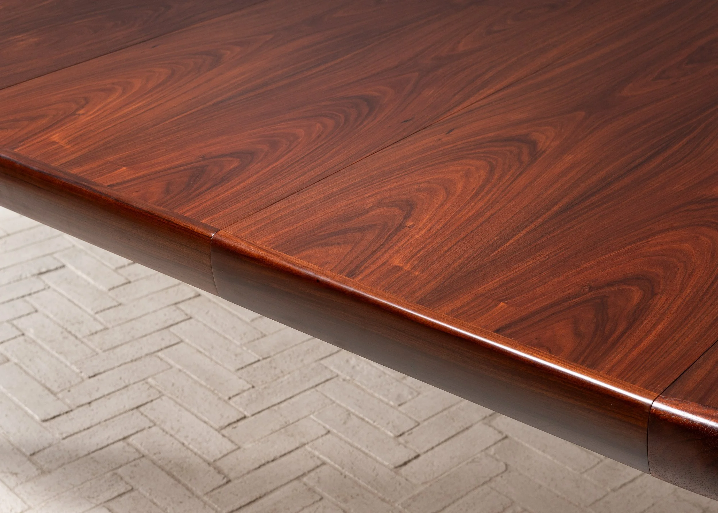 kofod-larsen-rosewood-dining-table-resideinc-15.jpg