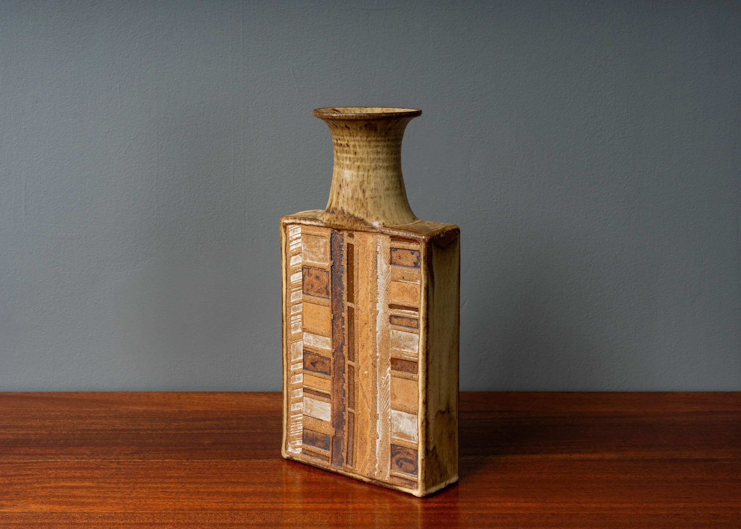william-wyman-large-ceramic-slab-vase-reside-inc-2.jpg