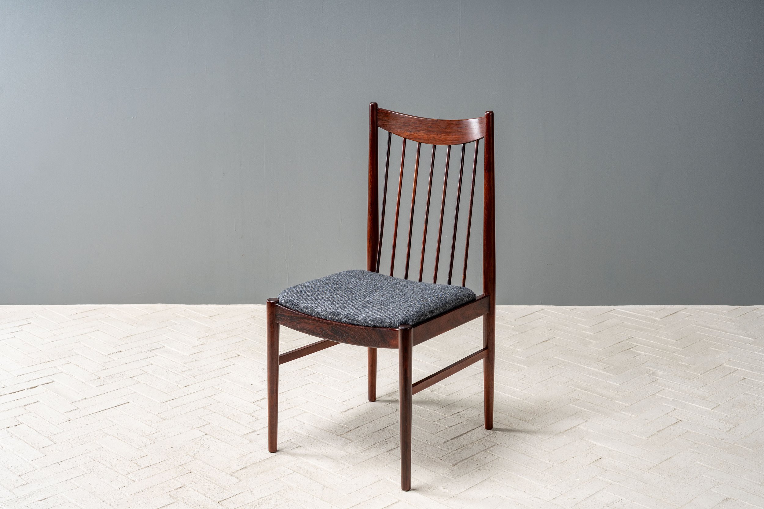 set-of-6-arne-vodder-rosewood-dining-chairs-resideinc-28.jpg