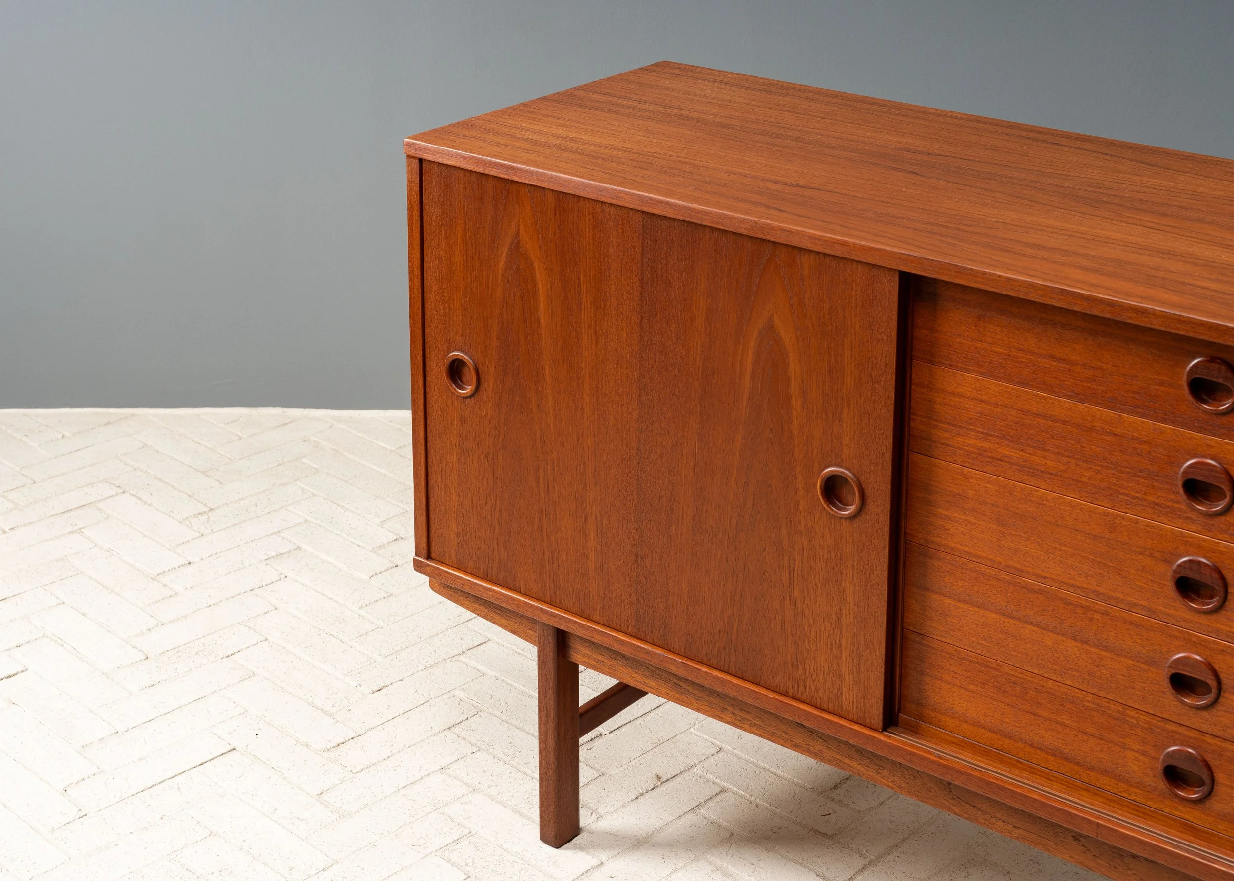 folke-ohlsson-dux-teak-chest-resideinc-11.jpg