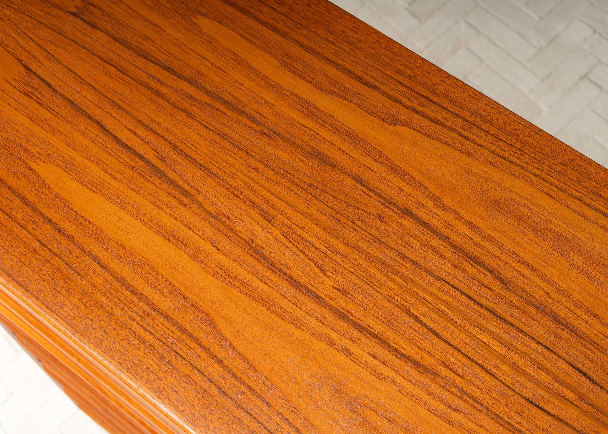 westnofa-teak-mahogany-wardrobe-resideinc-18.jpg