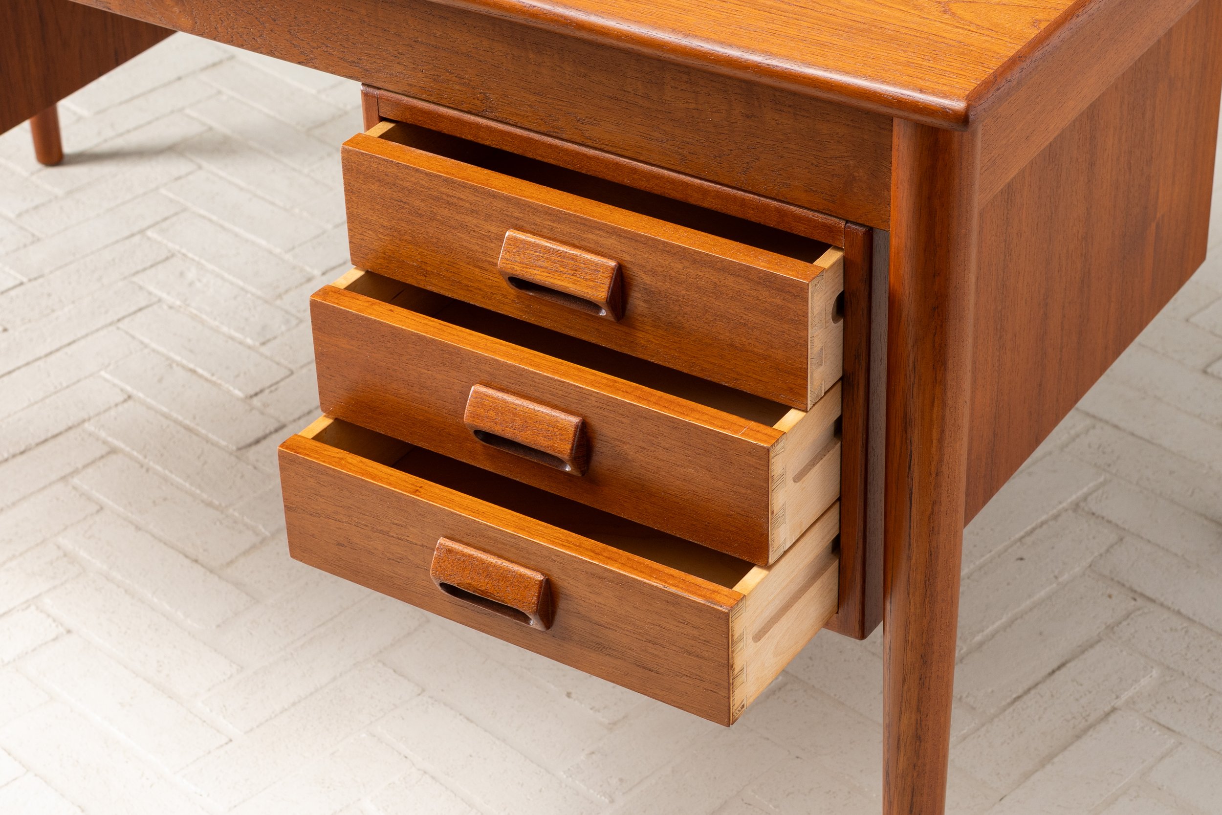 borge-mogensen-teak-desk-resideinc-7.jpg