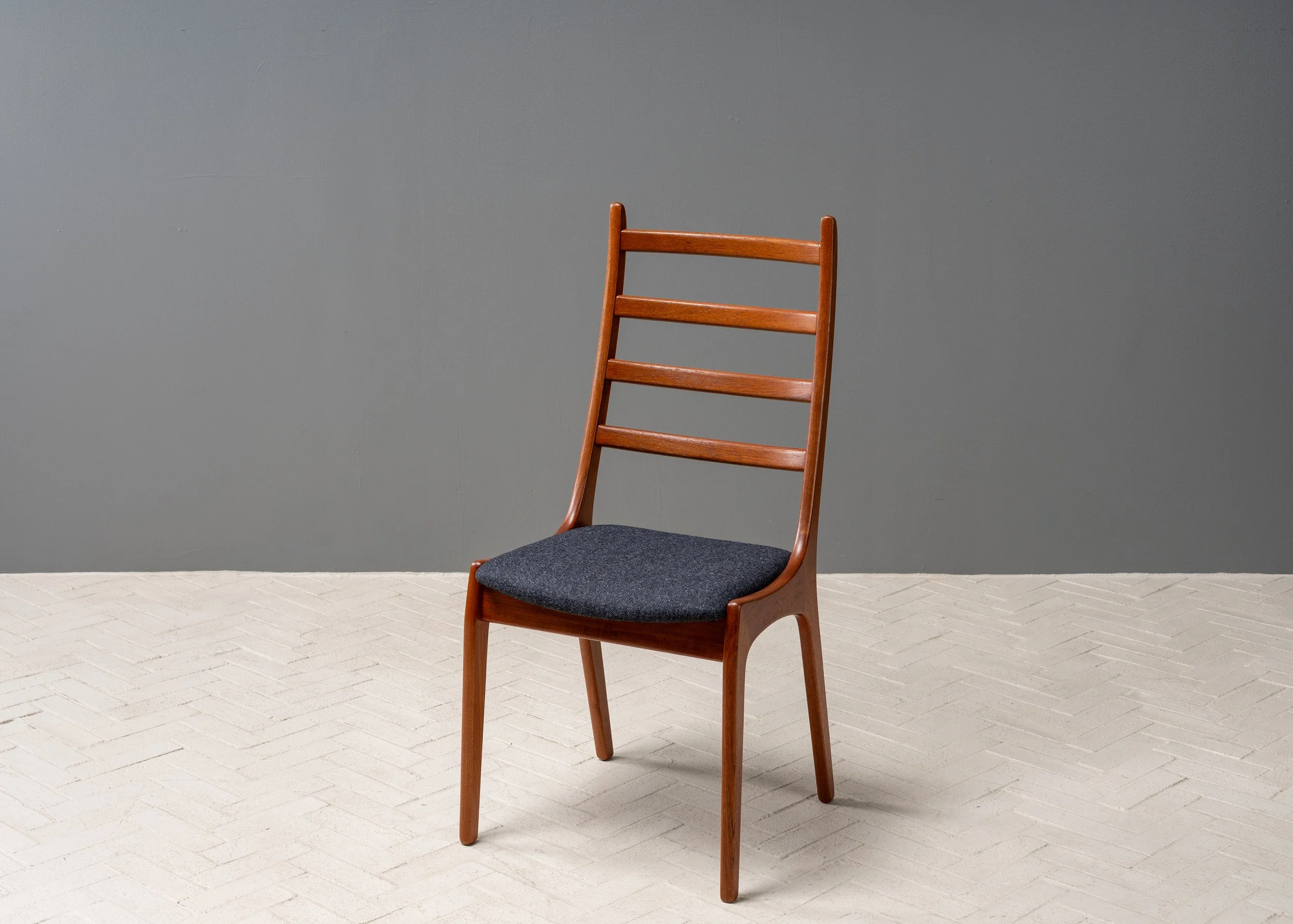 set-of-6-teak-kai-kristiansen-dining-chairs-resideinc-8.jpg