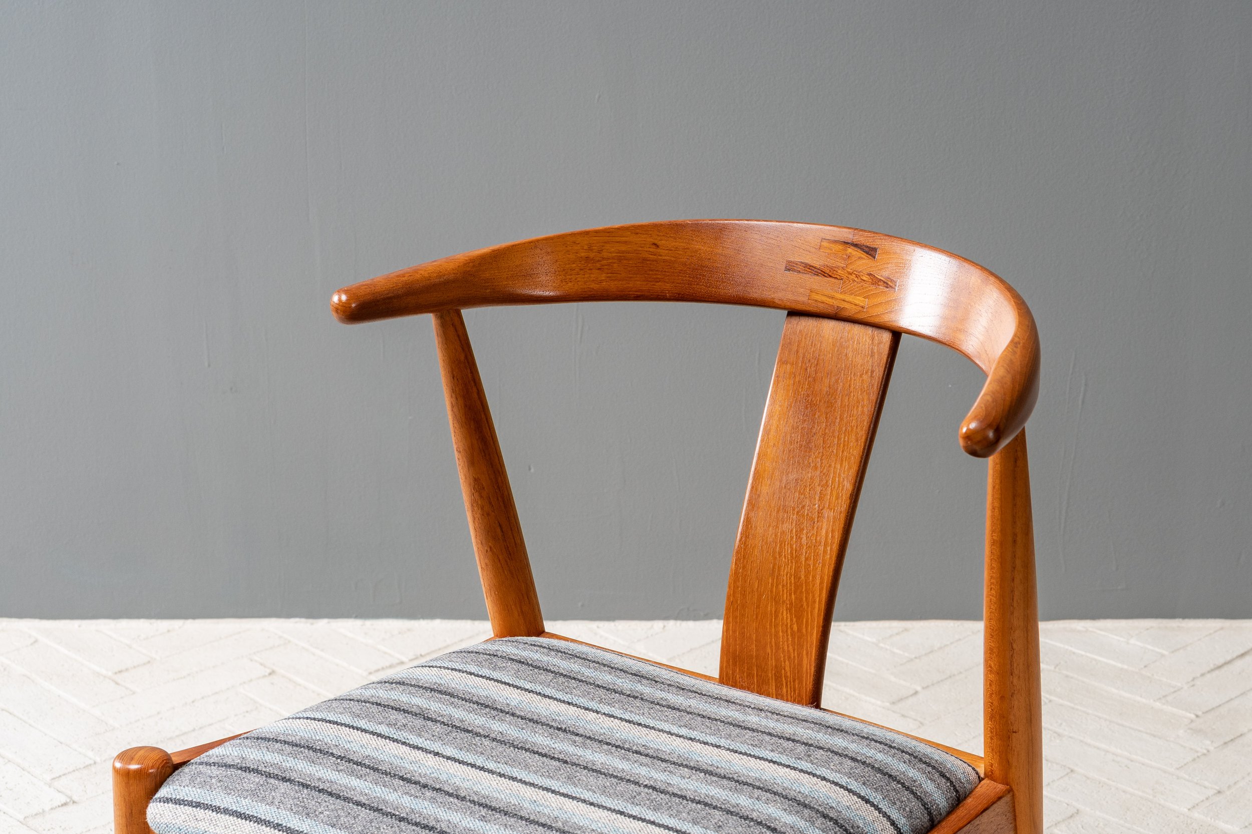 set-of-6-dyrlund-teak-dining-chairs-resideinc-12.jpg