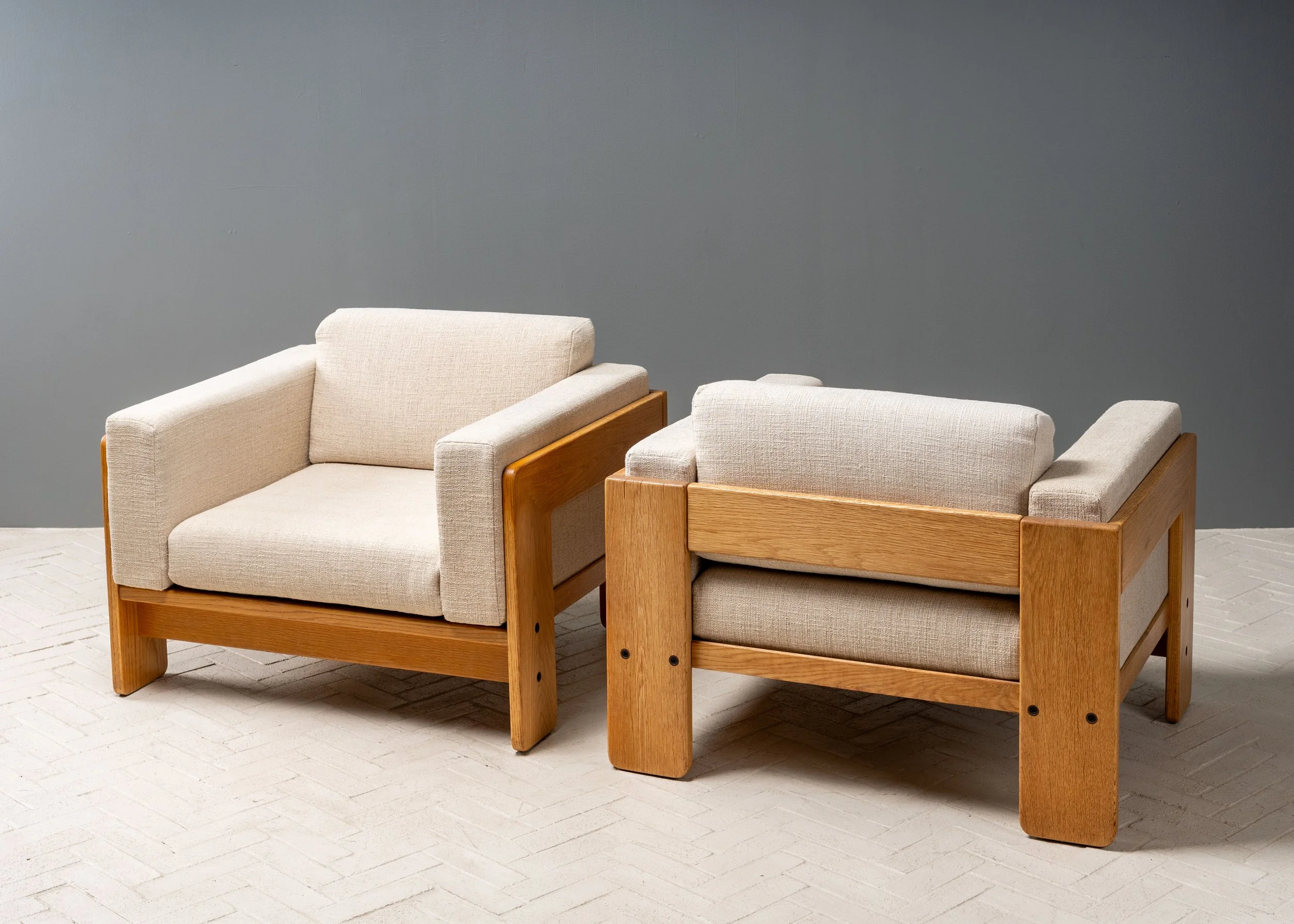 pair-of-tobia-scarpa-bastiano-oak-lounge-chairs-resideinc-5.jpg