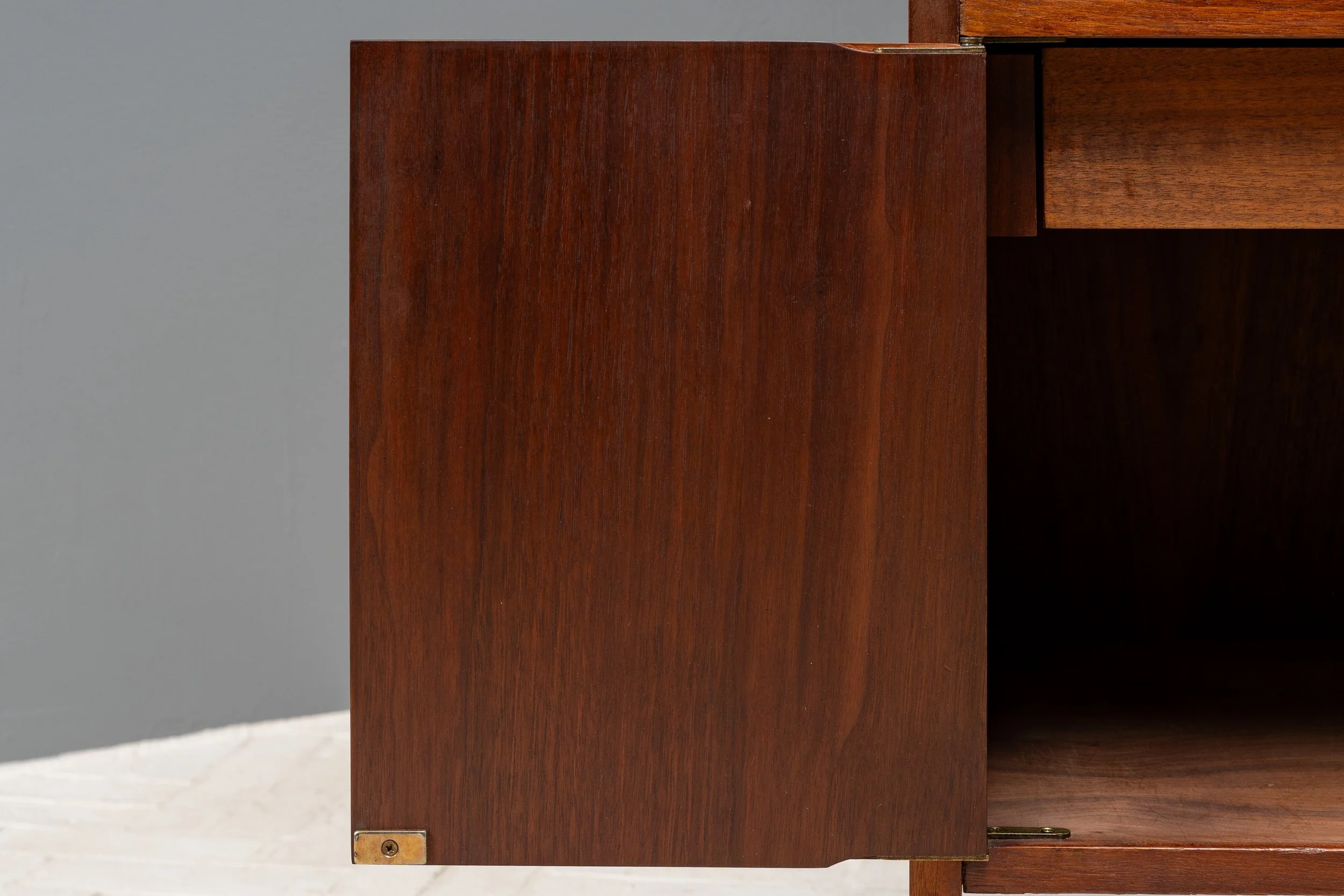 pair-of-jack-cartwright-walnut-slate-nightstands-resideinc-15.jpg