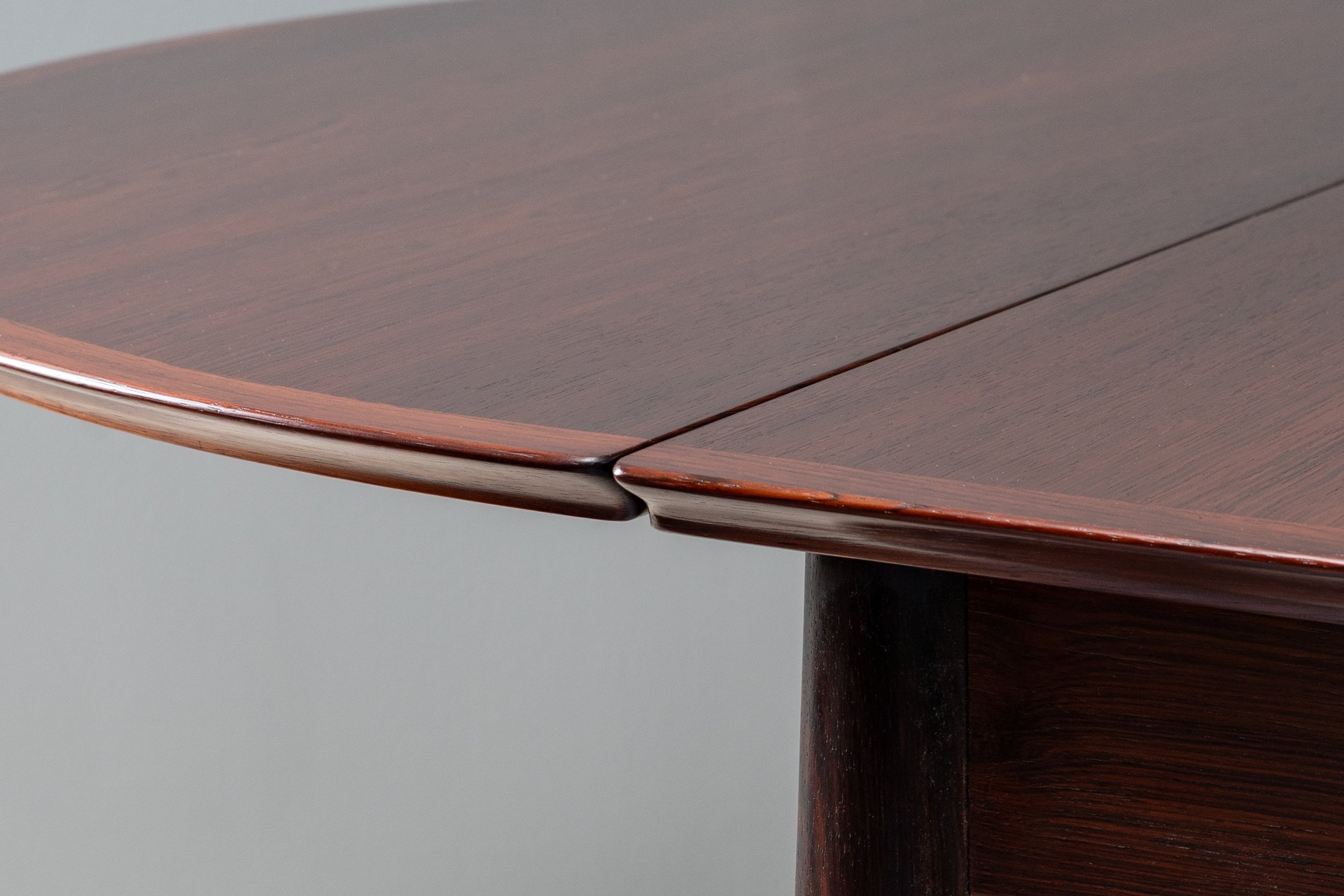 arne-vodder-model-227-rosewood-dining-table-resideinc-18.jpg