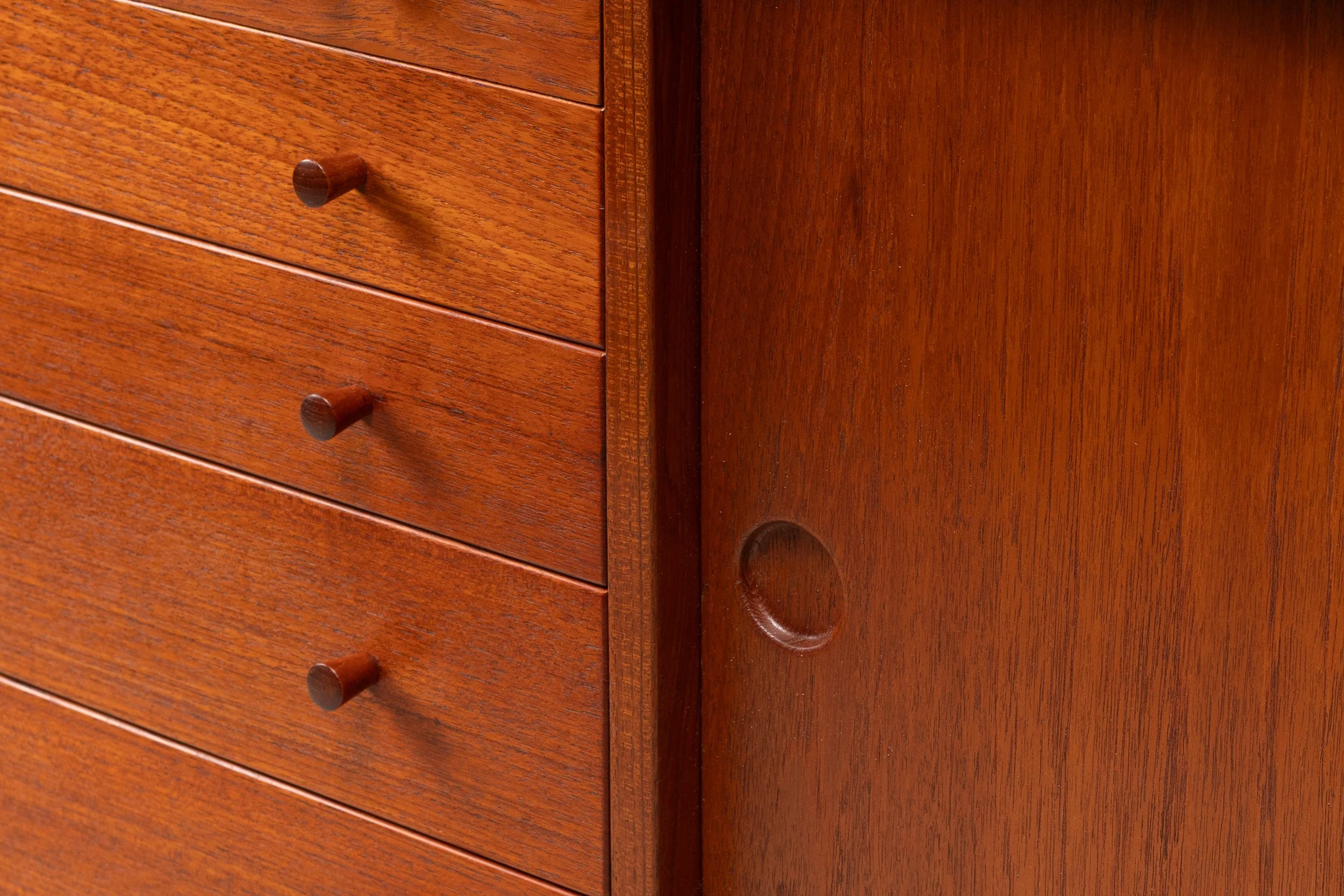 hans-j-wegner-teak-sideboard-resideinc-19.jpg