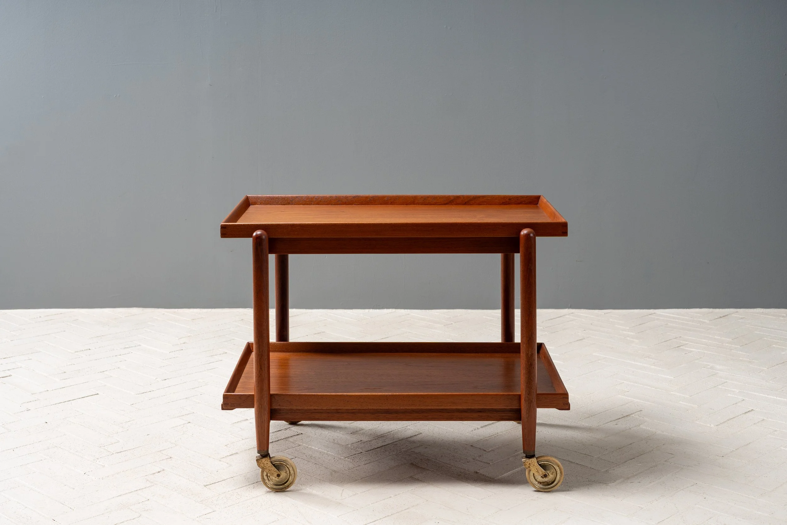 poul-hundevad-teak-bar-cart-aug2025-resideinc-2.jpg
