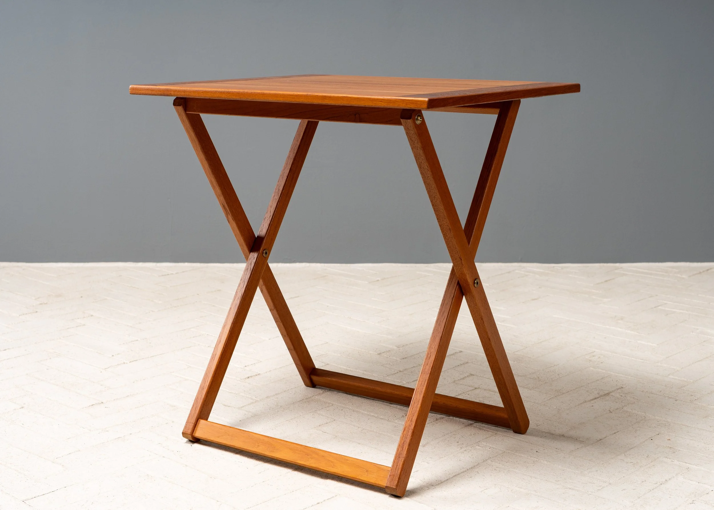 pair-ansager-mobler-folding-side-tables-reside-inc-6.jpg