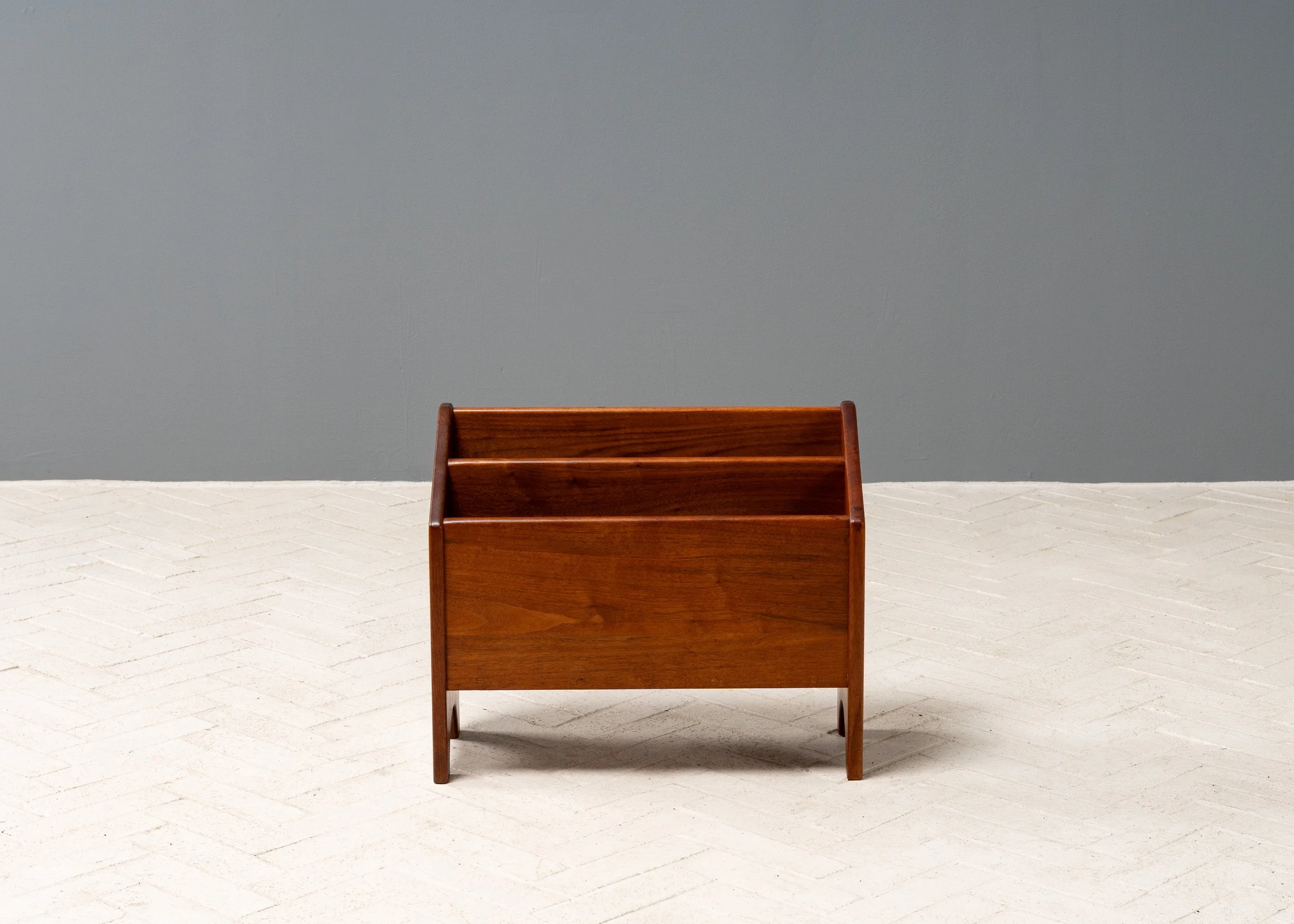 teak-magazine-rack-reside-inc-1.jpg