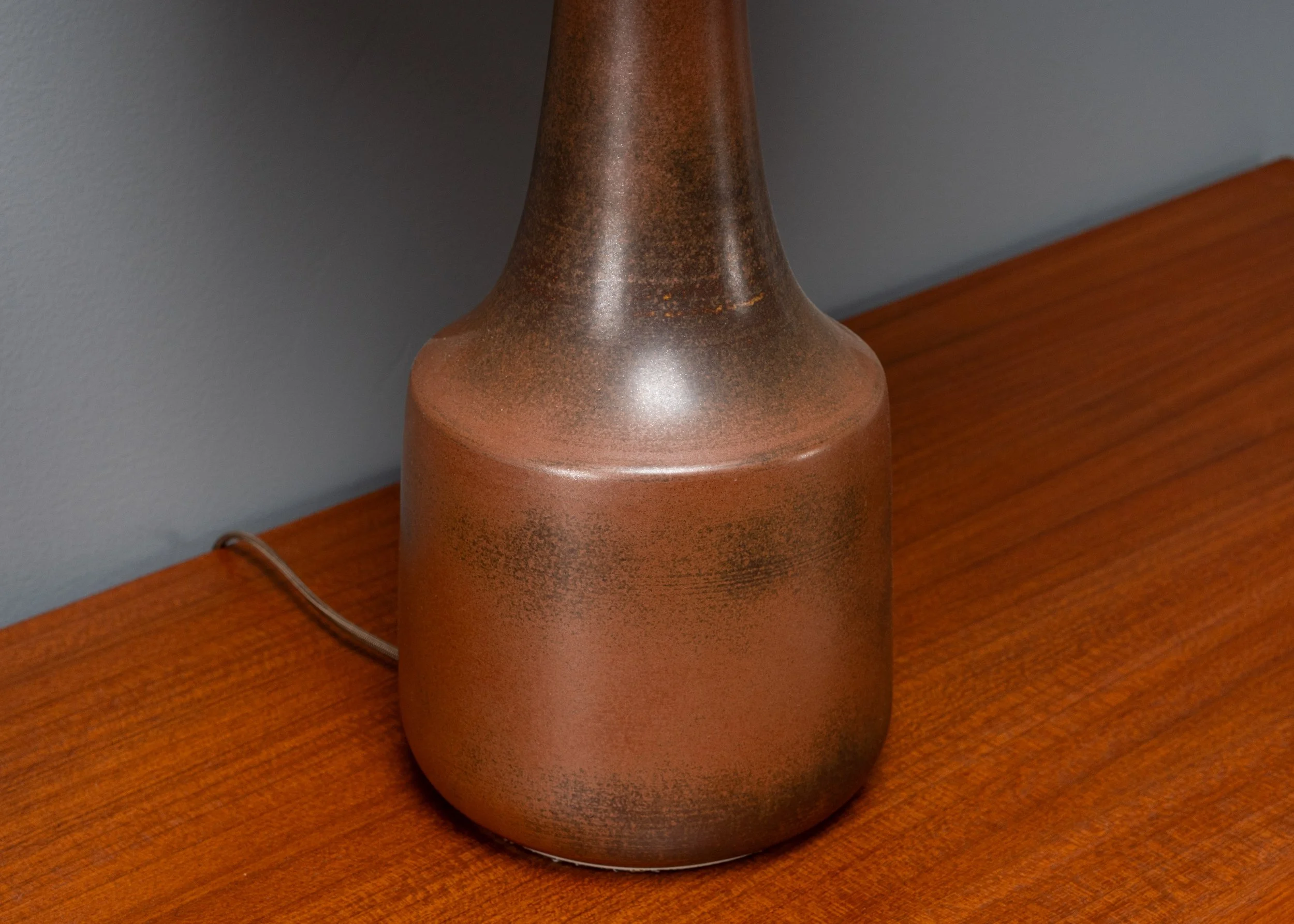 pair-of-bostlund-ceramic-table-lamps-resideinc-8.jpg