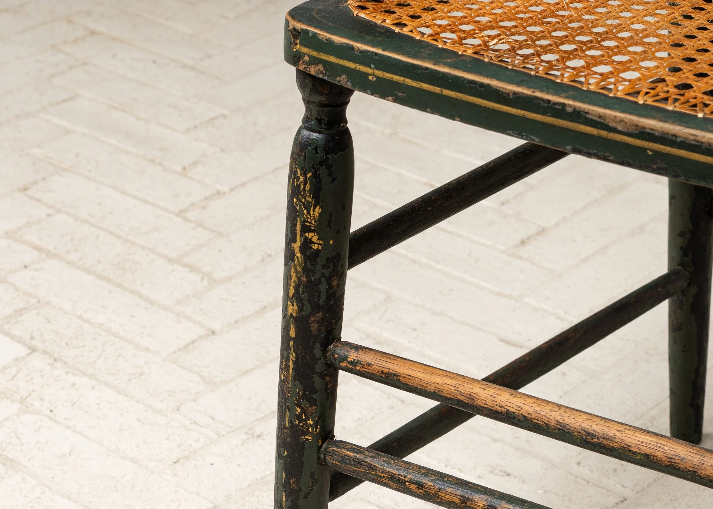 set-of-8-green-arts-crafts-dining-chairs-resideinc-16.jpg