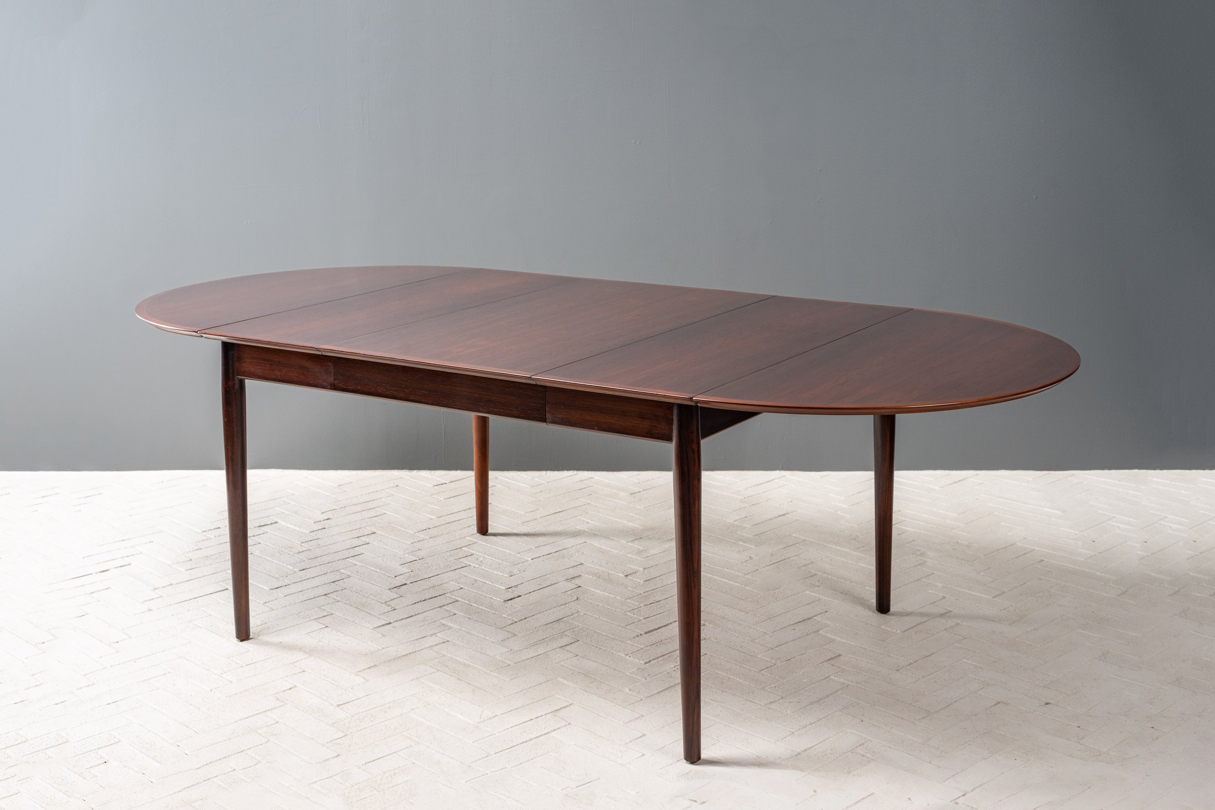 arne-vodder-model-227-rosewood-dining-table-resideinc-16.jpg