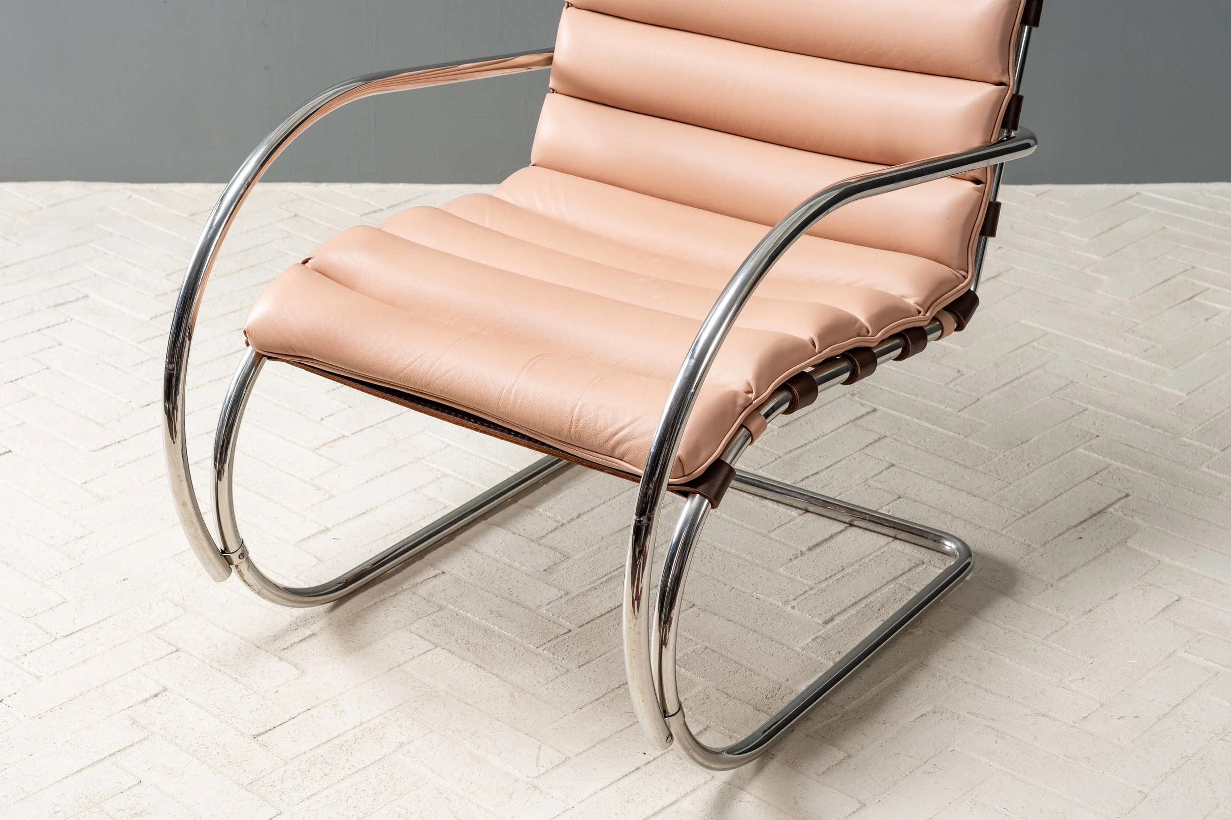 pair-of-knoll-mr-chairs-resideinc-11.jpg