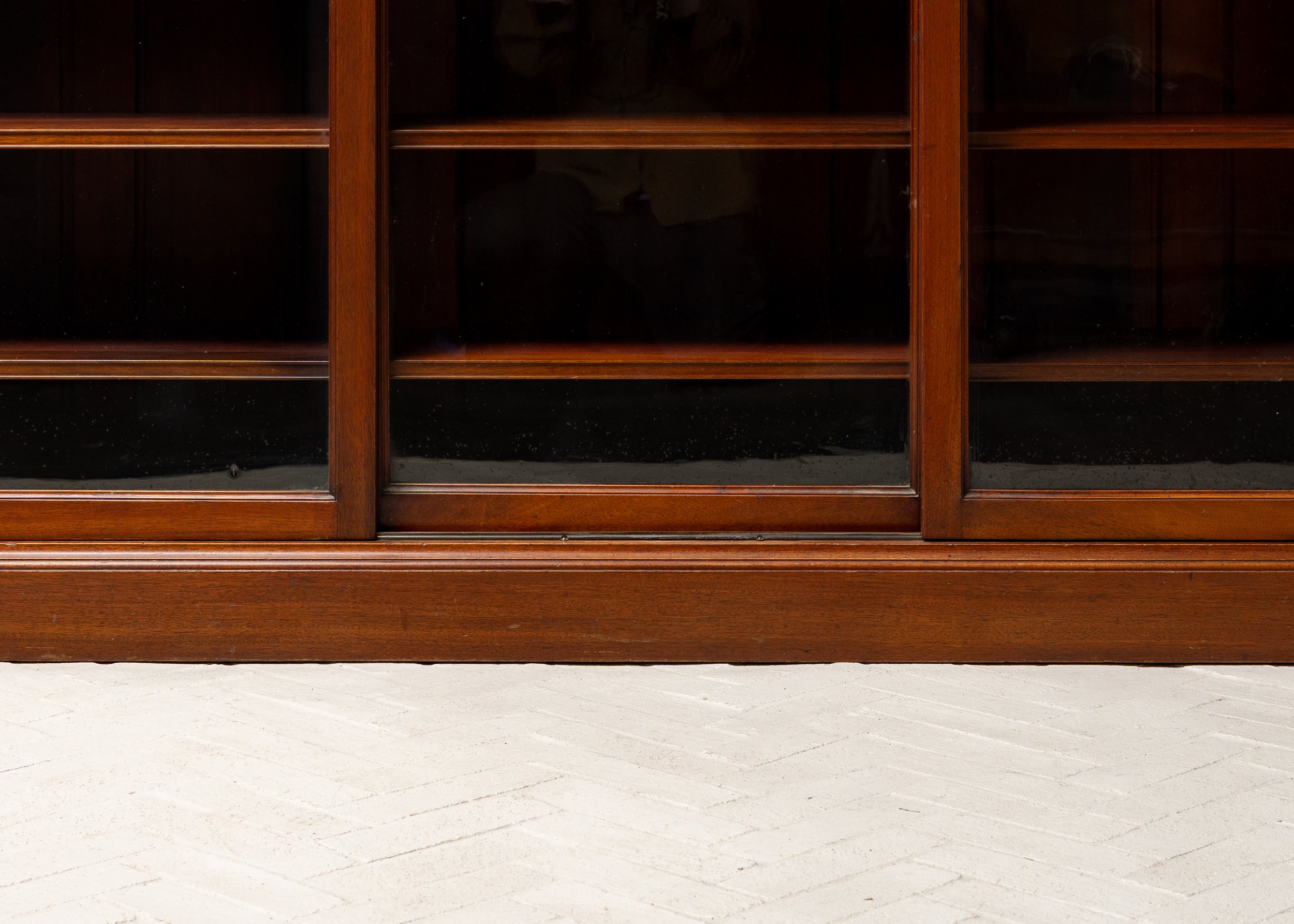 davenport-cuban-mahogany-bookcase-reside-inc-6.jpg