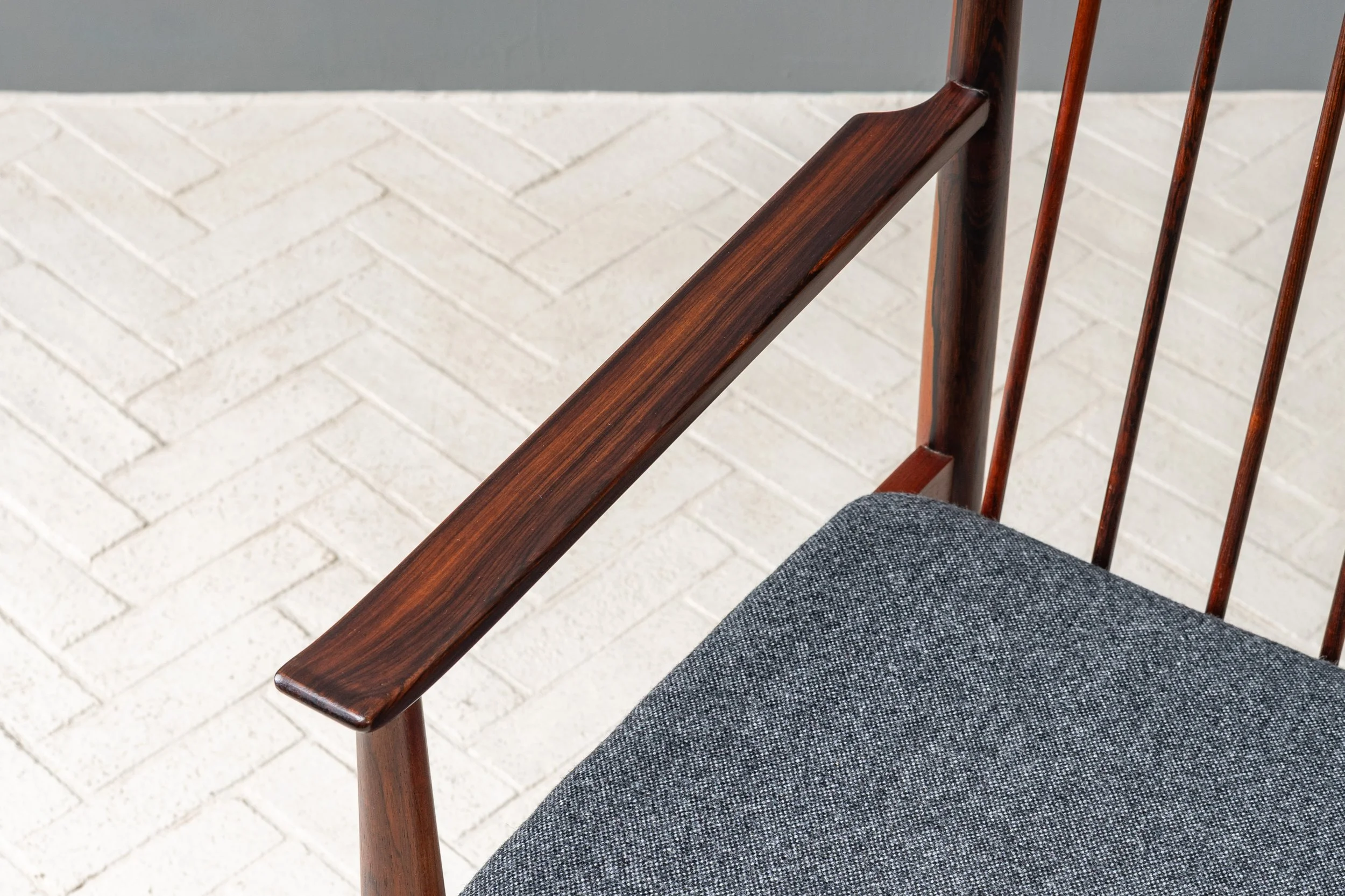 set-of-6-arne-vodder-rosewood-dining-chairs-resideinc-16.jpg