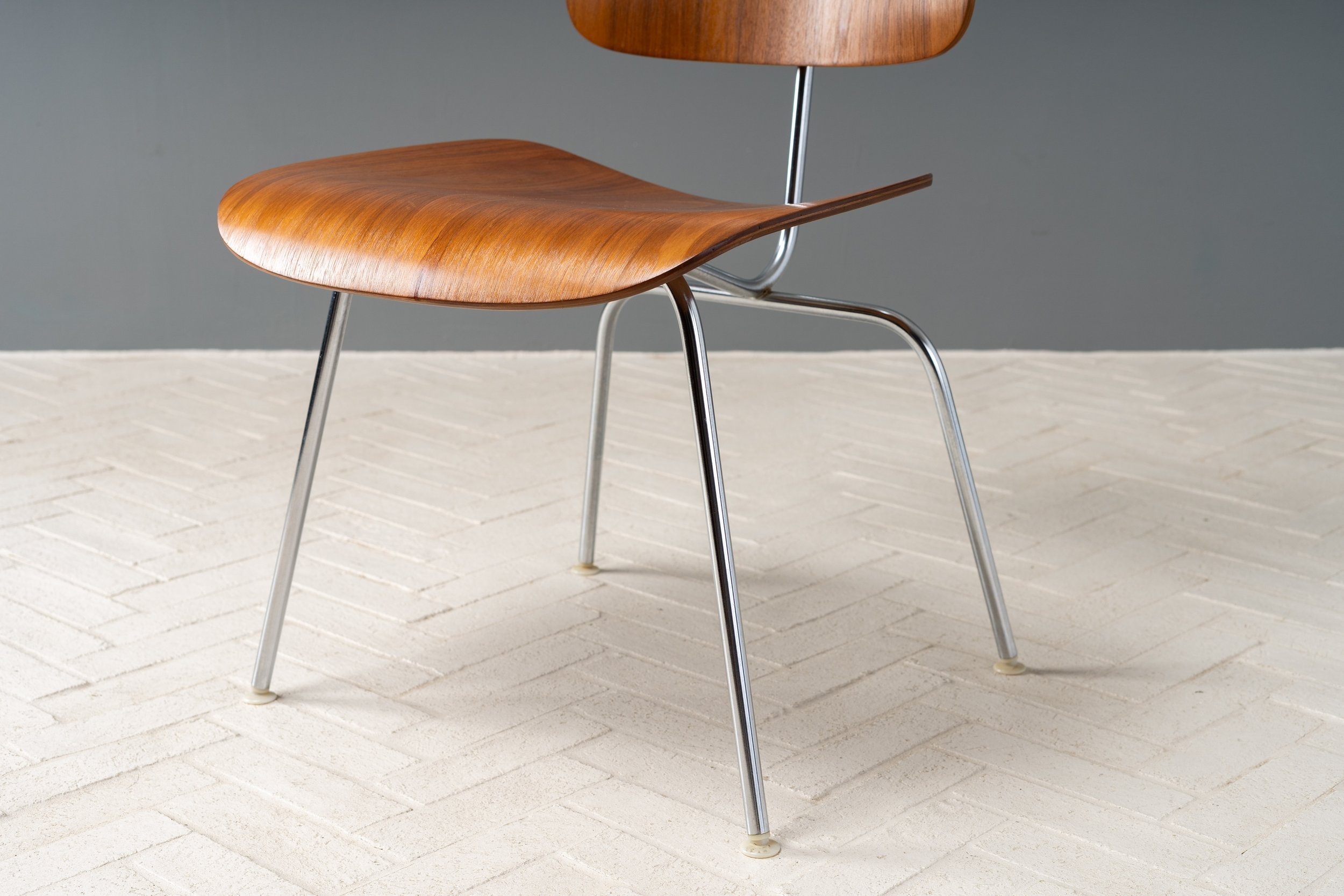 eames-dcm-chair-resideinc-10.jpg