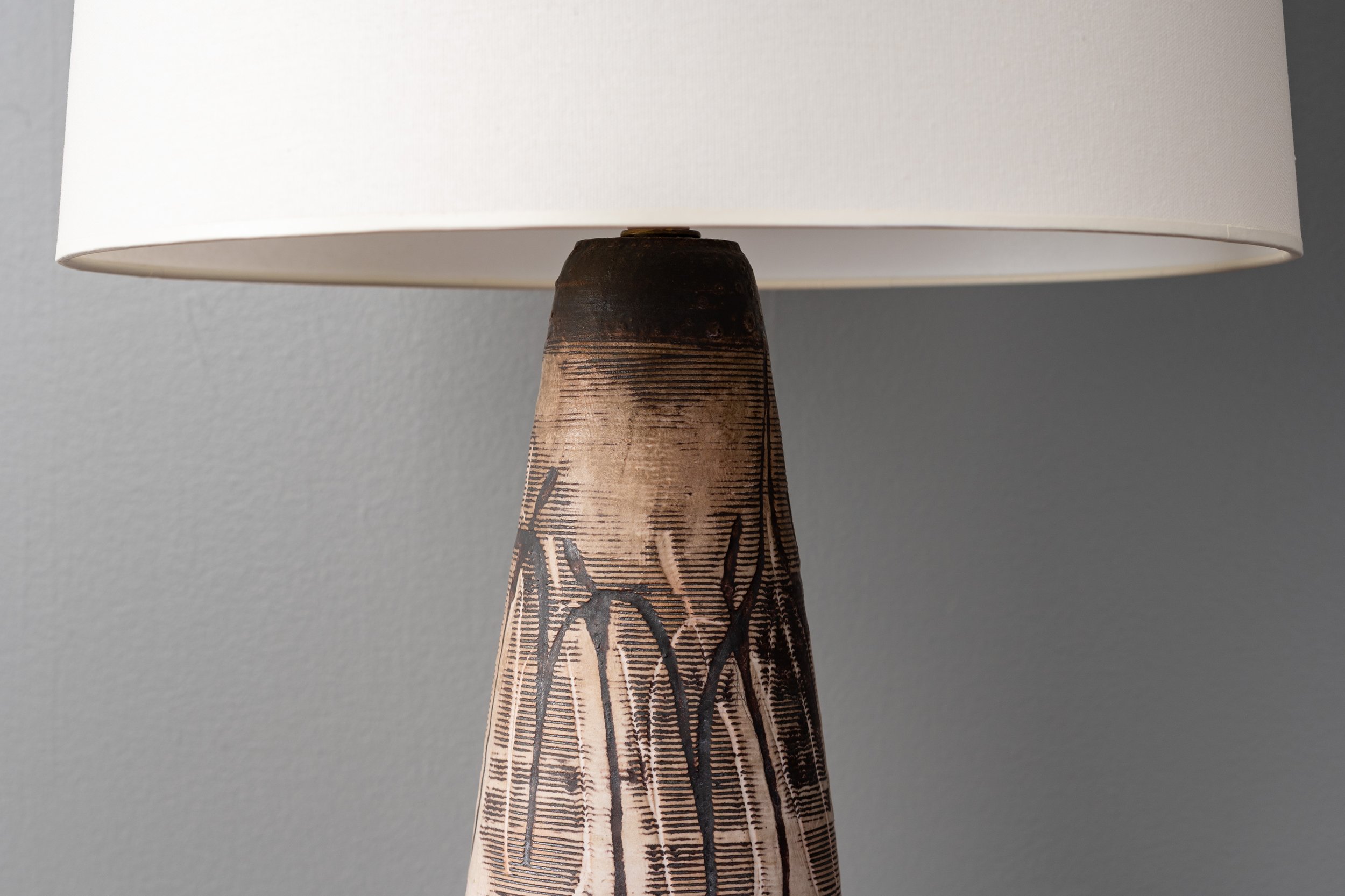 3-lamp-040325-resideinc-6.jpg