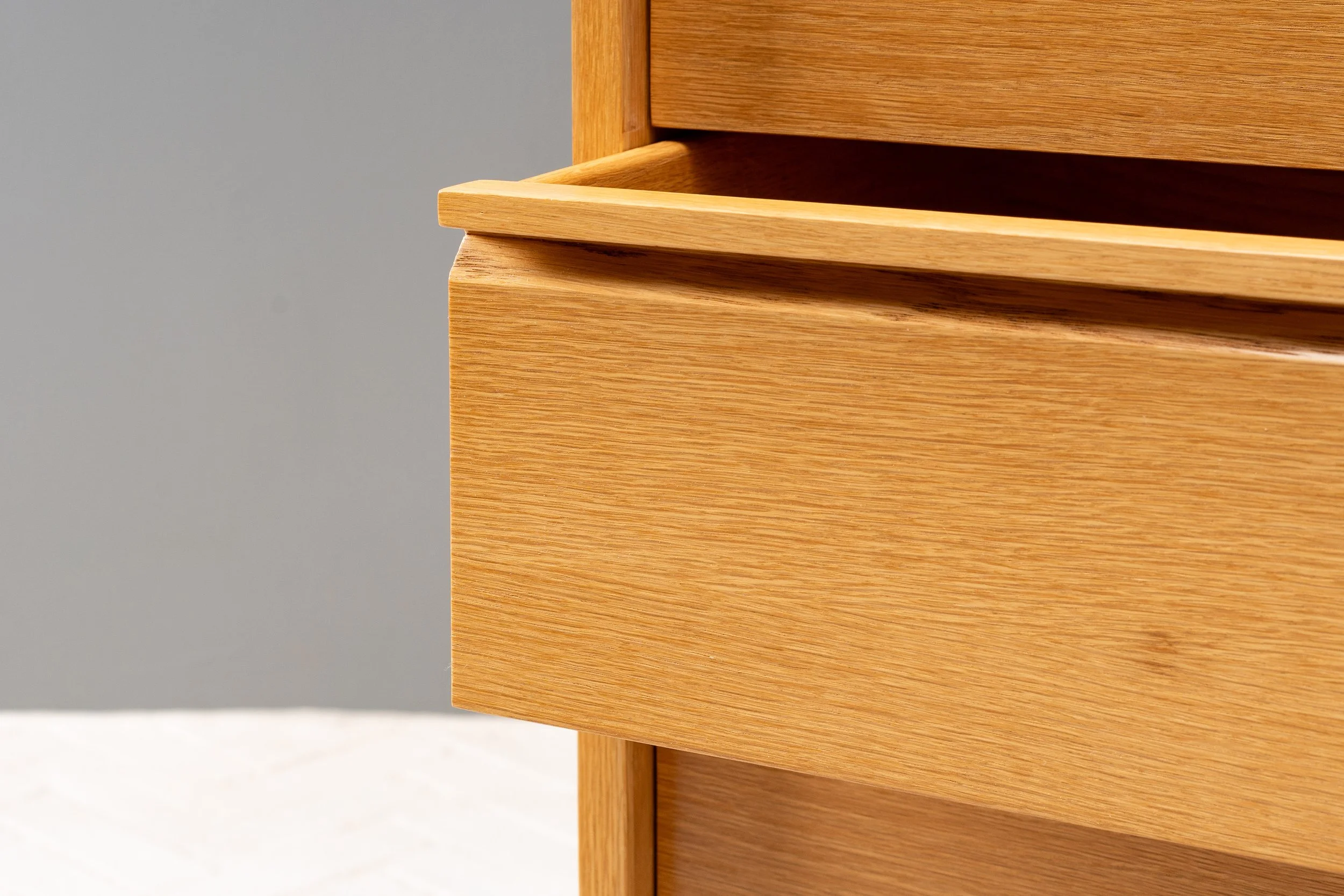charles-webb-sixties-series-oak-chest-aug2025-resideinc-8.jpg