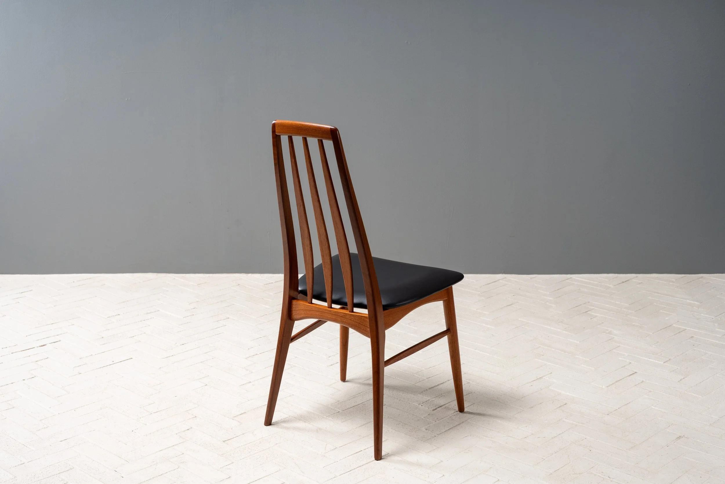 set-of-6-hornslet-teak-dining-chairs-resideinc-8.jpg