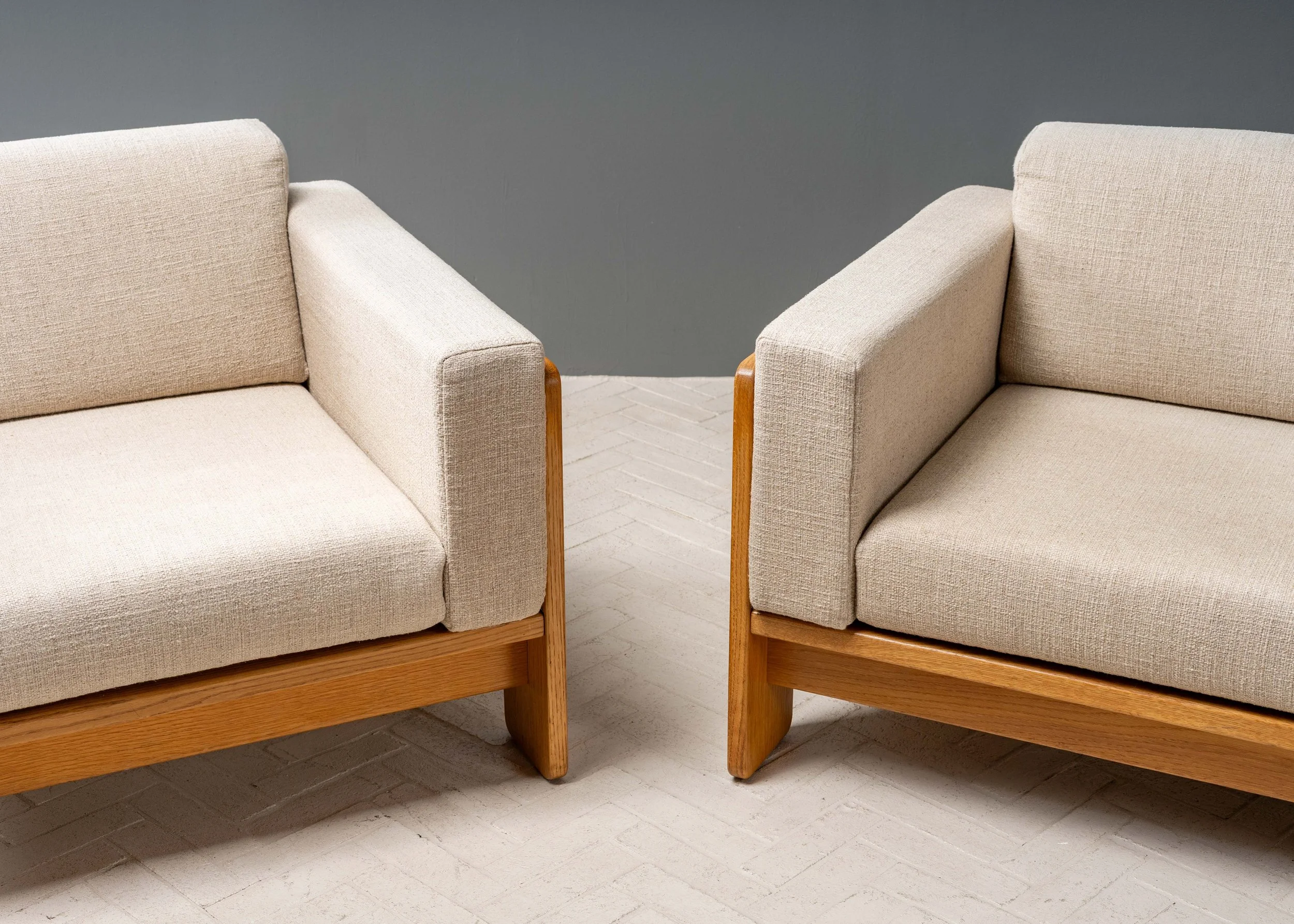 pair-of-tobia-scarpa-bastiano-oak-lounge-chairs-resideinc-2.jpg