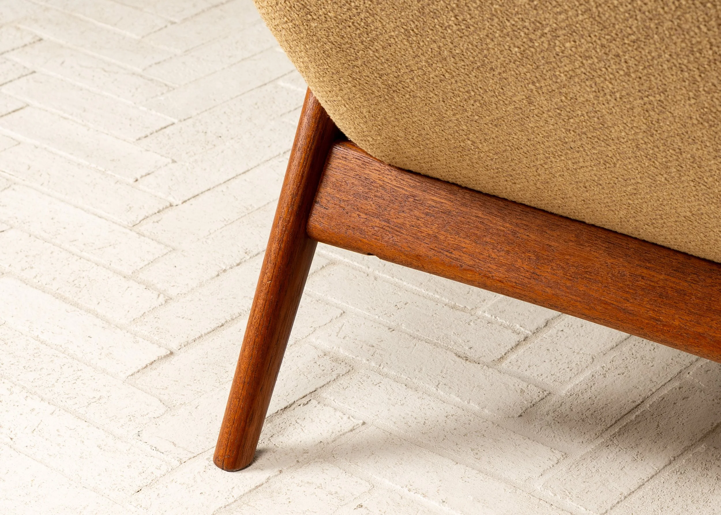 folke-ohlsson-dux-lounge-chair-ottoman-resideinc-11.jpg