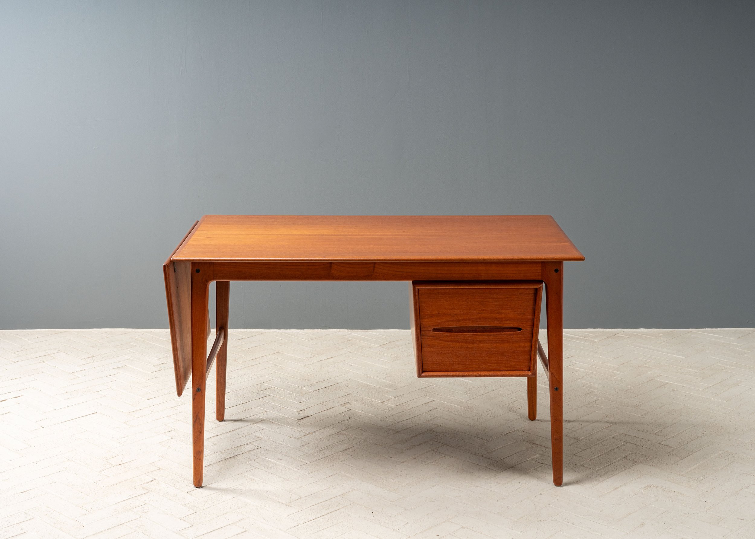 aksel-boll-jensen-expandable-teak-desk-resideinc-1.jpg
