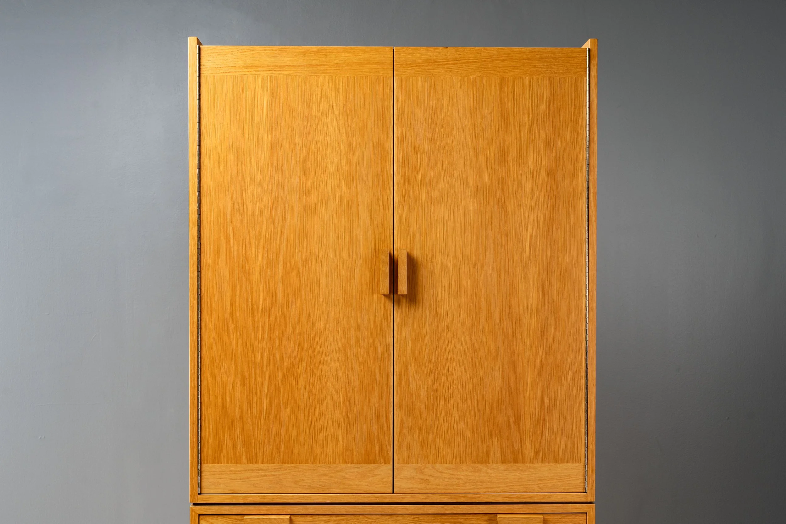 charles-webb-oak-wardrobe-resideinc-3.jpg