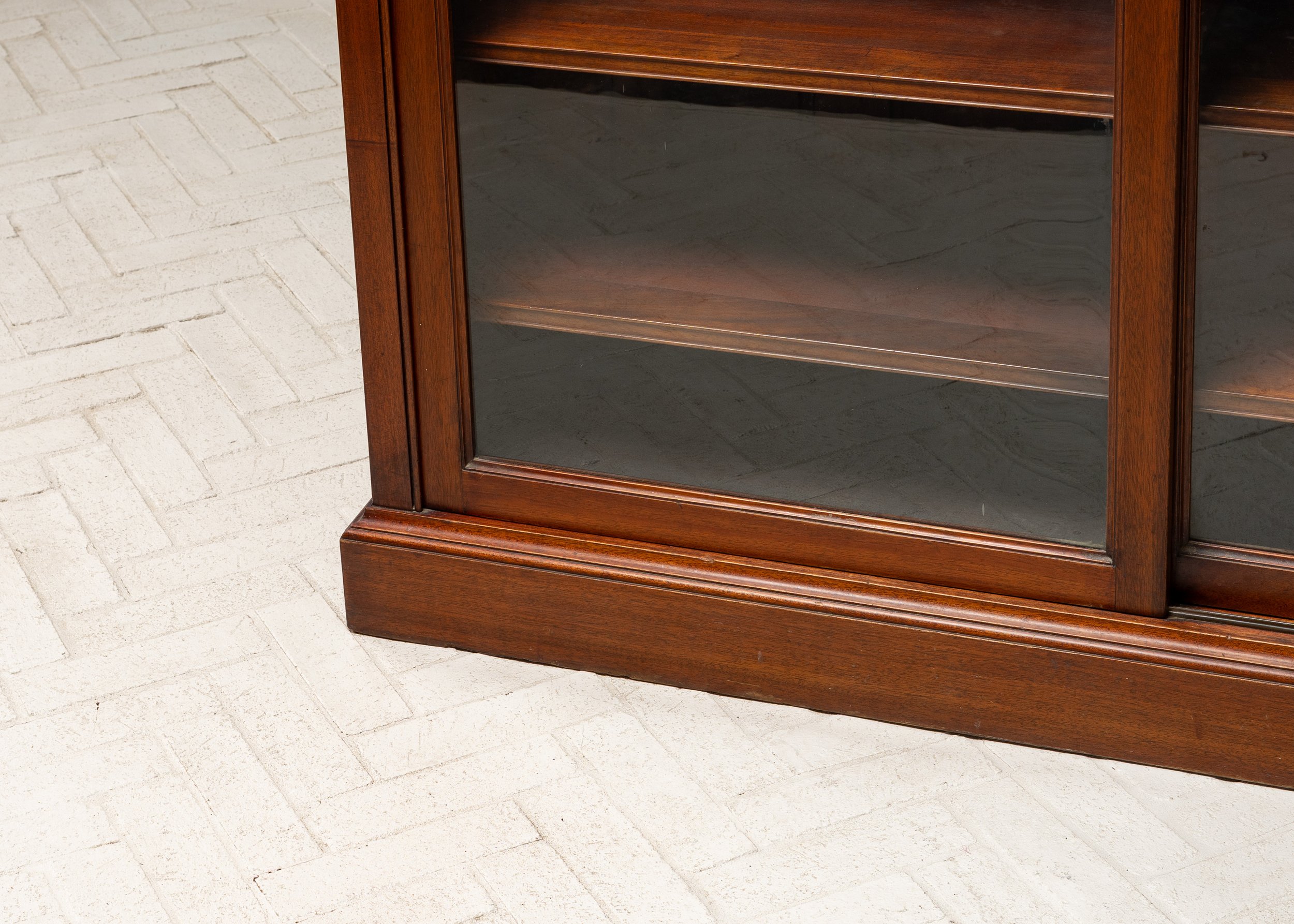 davenport-cuban-mahogany-bookcase-reside-inc-3.jpg