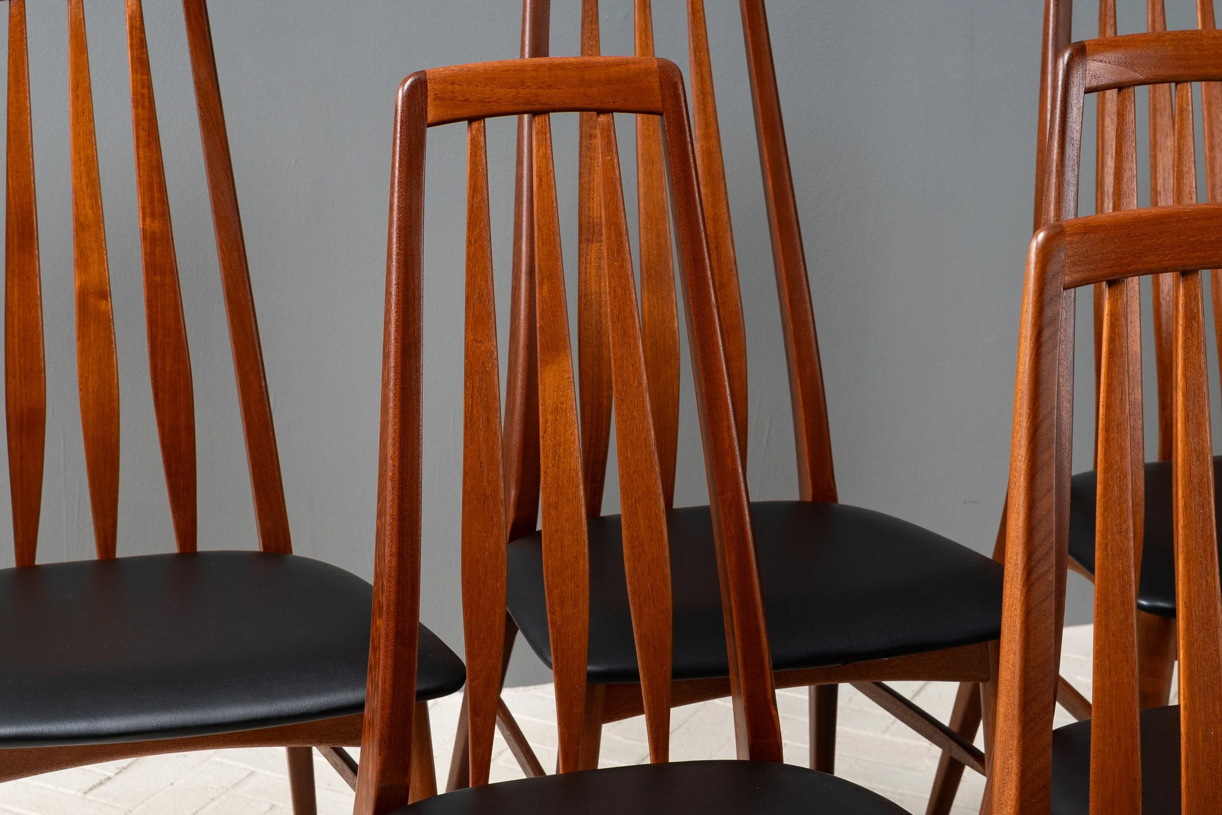 set-of-6-hornslet-teak-dining-chairs-resideinc-2.jpg